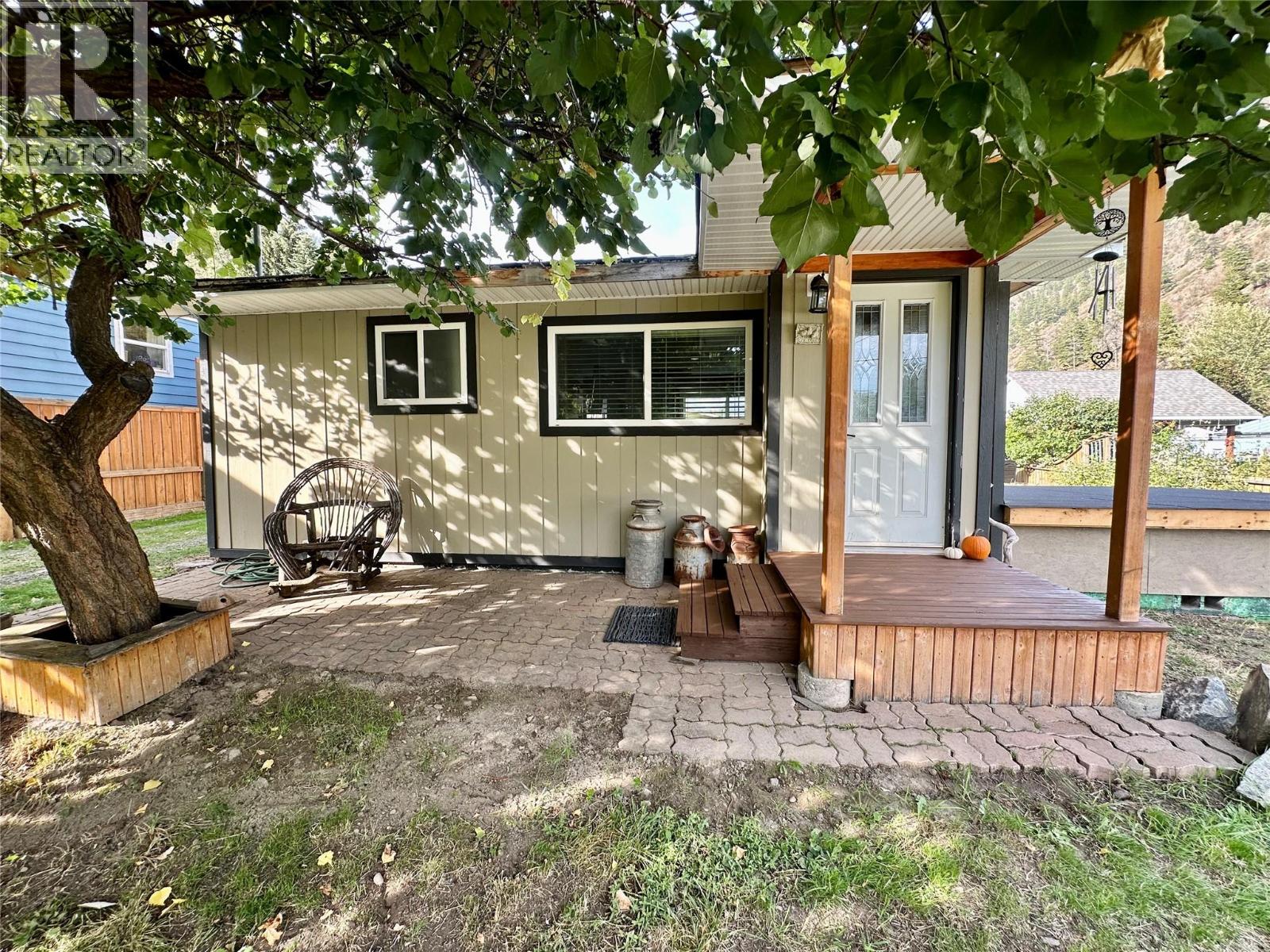 2632 6th Street, Olalla, British Columbia