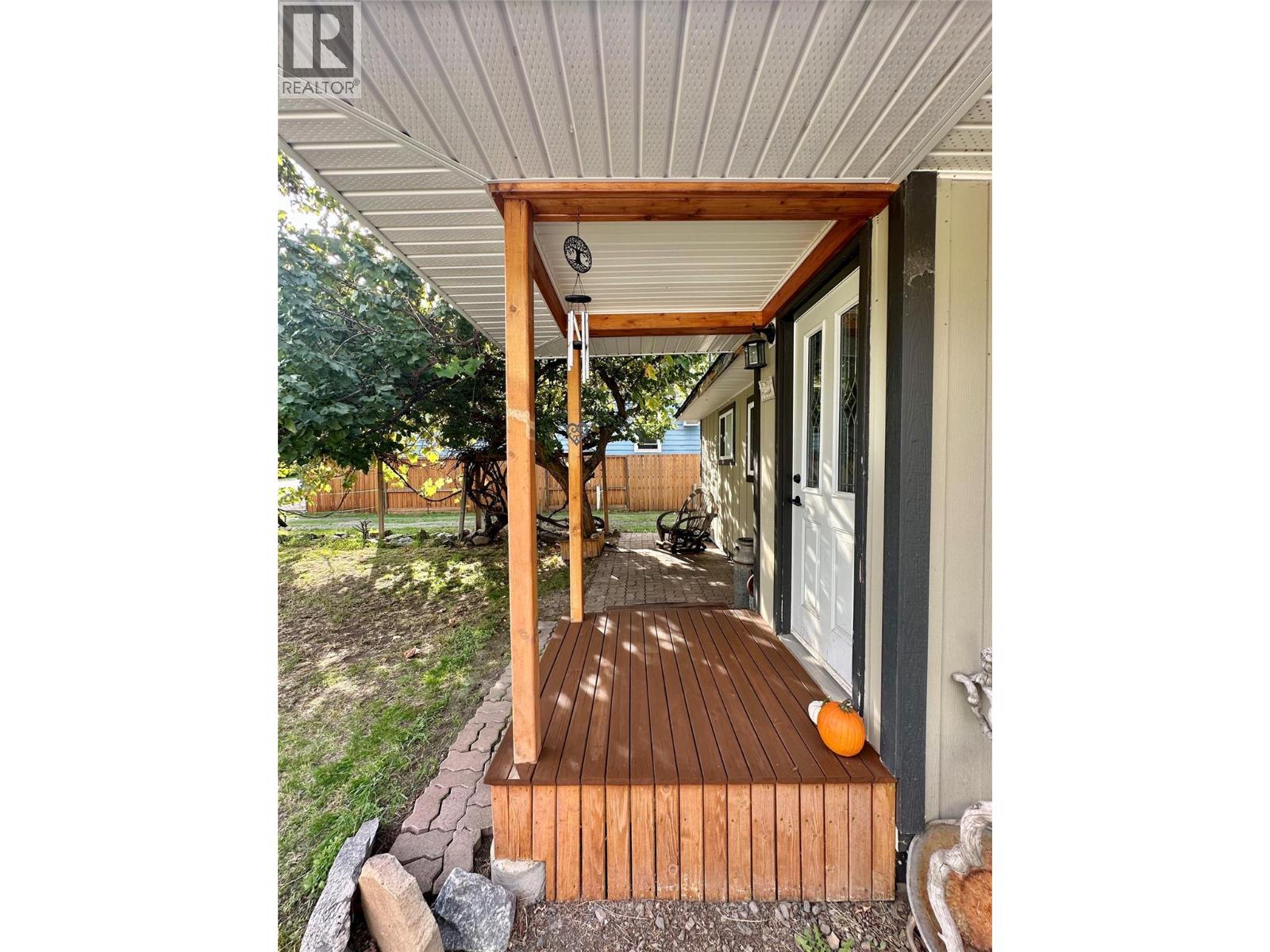 2632 6th Street, Olalla, British Columbia  V0X 1N0 - Photo 32 - 10401549