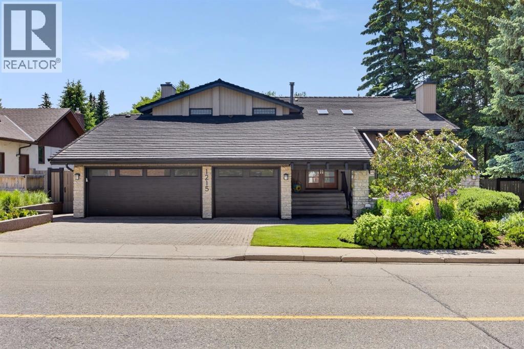 1215 Varsity Estates Drive NW, Calgary, Alberta