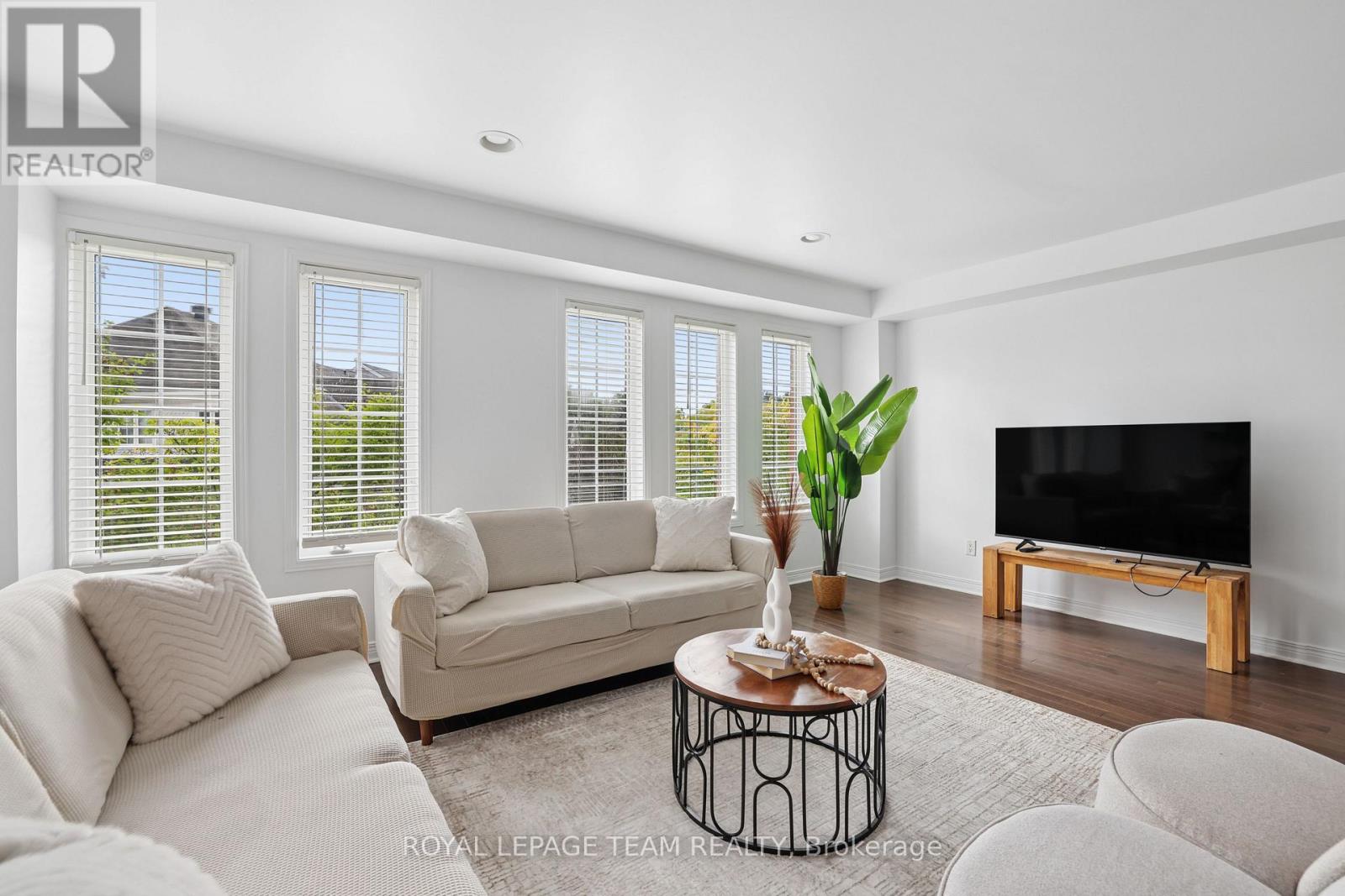 19 Great Oak Private, Ottawa, Ontario  K1G 6P7 - Photo 16 - X13825982