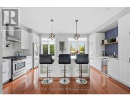 412 BERKLEY AVENUE, Ottawa, Ontario