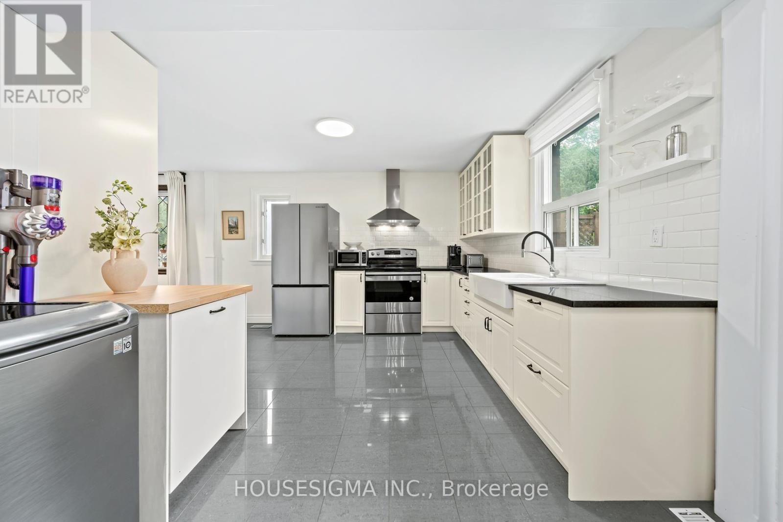 22 Arkledun Avenue, Hamilton, Ontario  L8N 2H7 - Photo 11 - X13767872