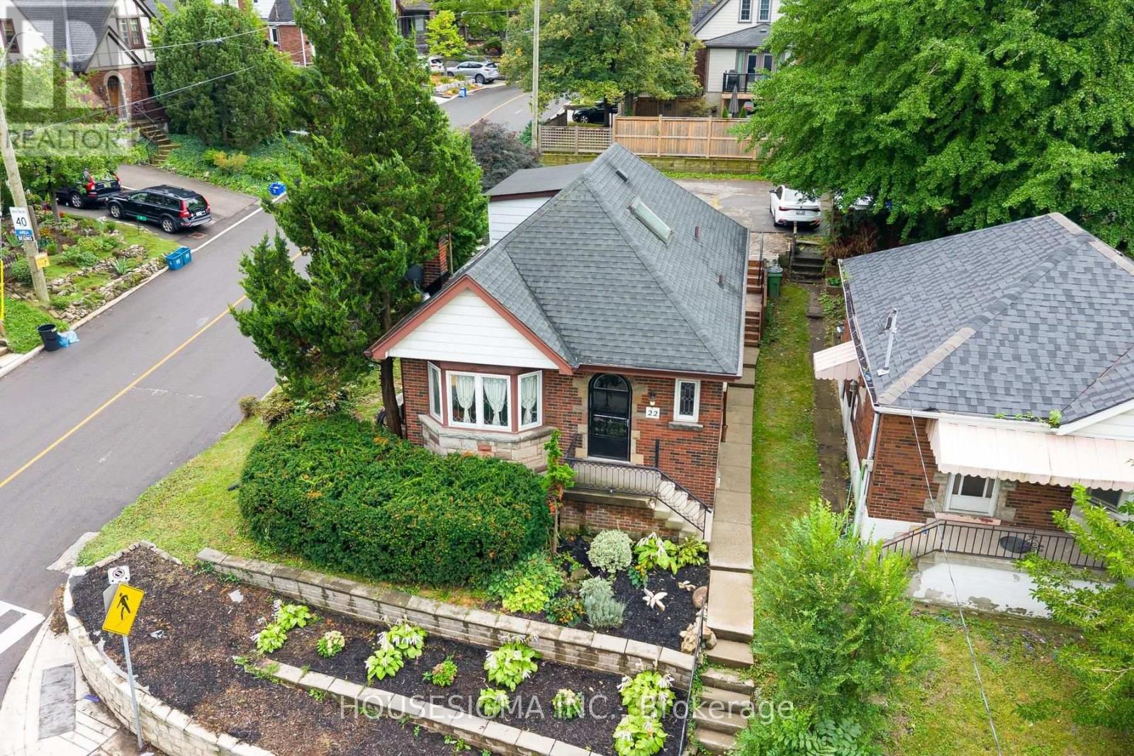 22 Arkledun Avenue, Hamilton, Ontario  L8N 2H7 - Photo 4 - X13767872