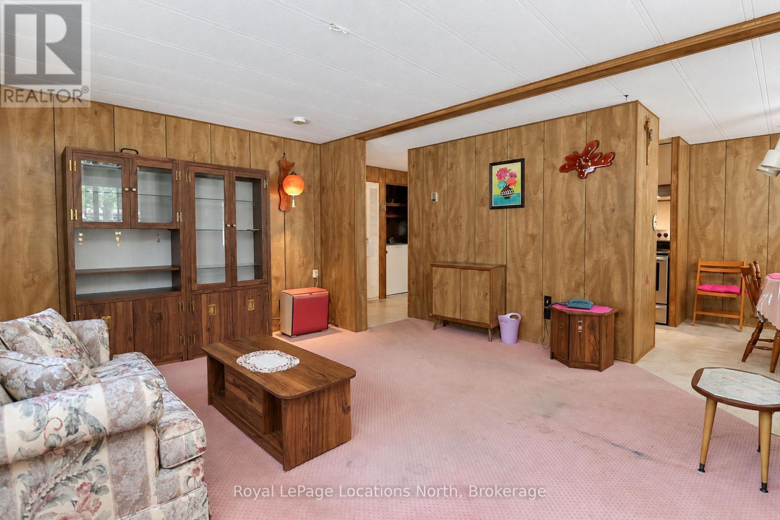16 Sinclair Avenue S, Wasaga Beach, Ontario  L9Z 1K3 - Photo 25 - S13826038