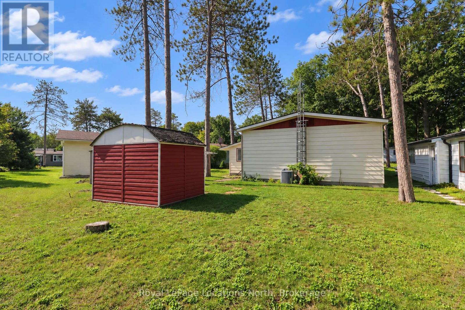 16 Sinclair Avenue S, Wasaga Beach, Ontario  L9Z 1K3 - Photo 32 - S13826038