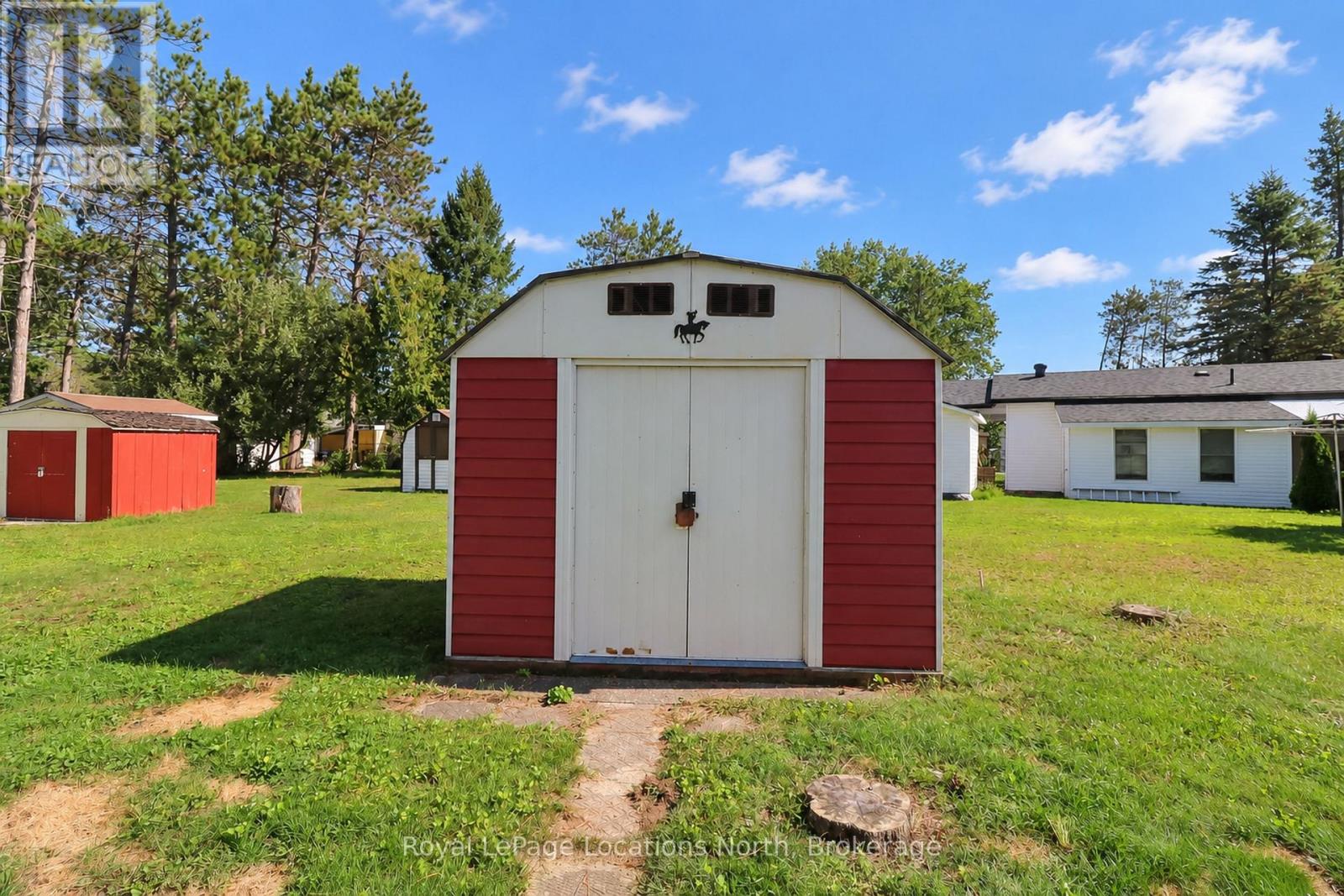 16 Sinclair Avenue S, Wasaga Beach, Ontario  L9Z 1K3 - Photo 33 - S13826038