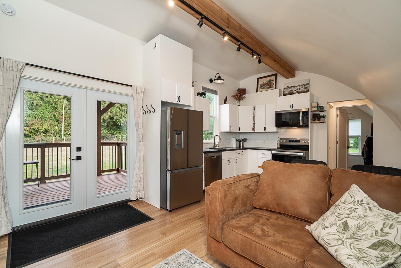 42921 FROST ROAD|Columbia Valley