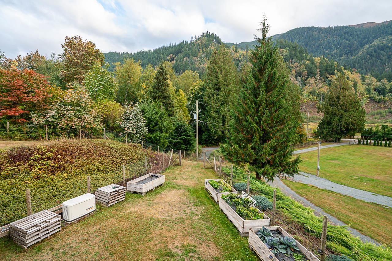 42921 FROST ROAD|Columbia Valley