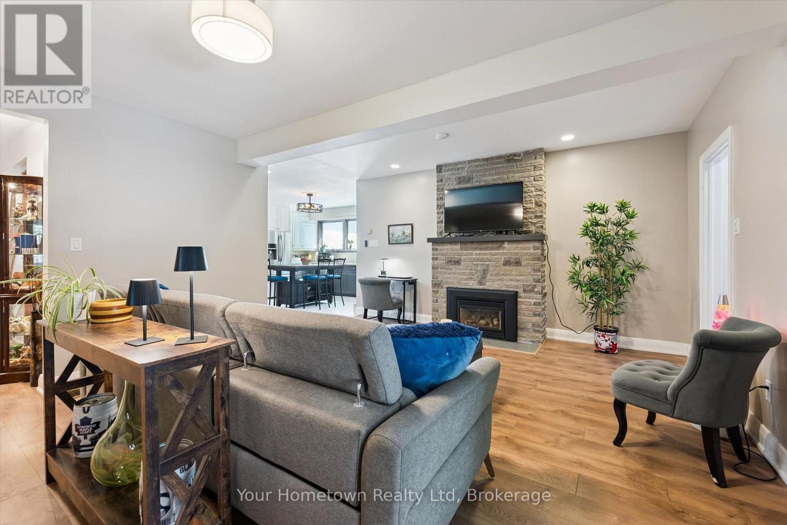 595 Tower Street S, Centre Wellington, Ontario  N1M 2P9 - Photo 12 - X13825922