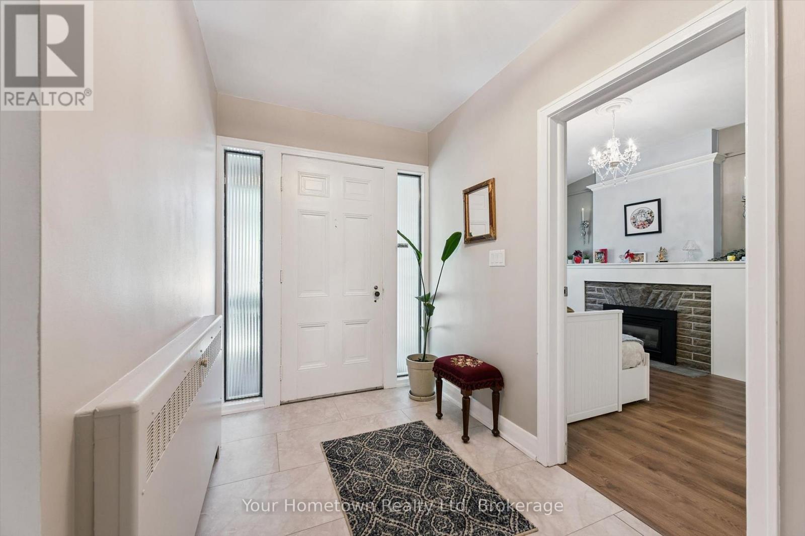 595 Tower Street S, Centre Wellington, Ontario  N1M 2P9 - Photo 4 - X13825922