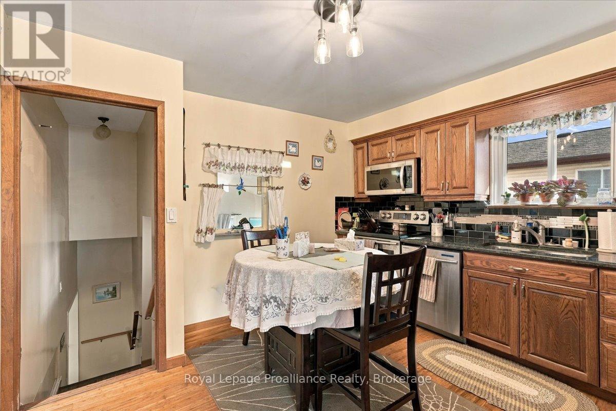 68 Tracey Street, Belleville, Ontario  K8P 2R8 - Photo 12 - X13825998