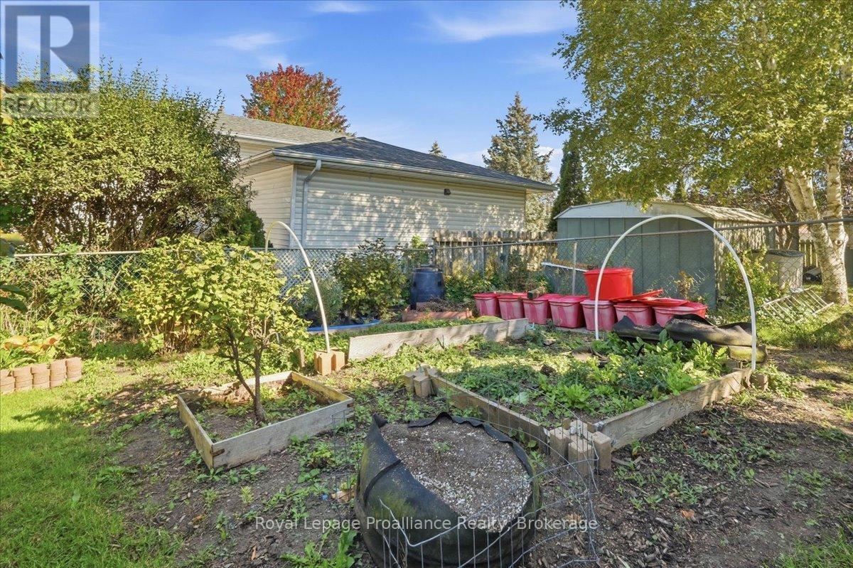 68 Tracey Street, Belleville, Ontario  K8P 2R8 - Photo 32 - X13825998