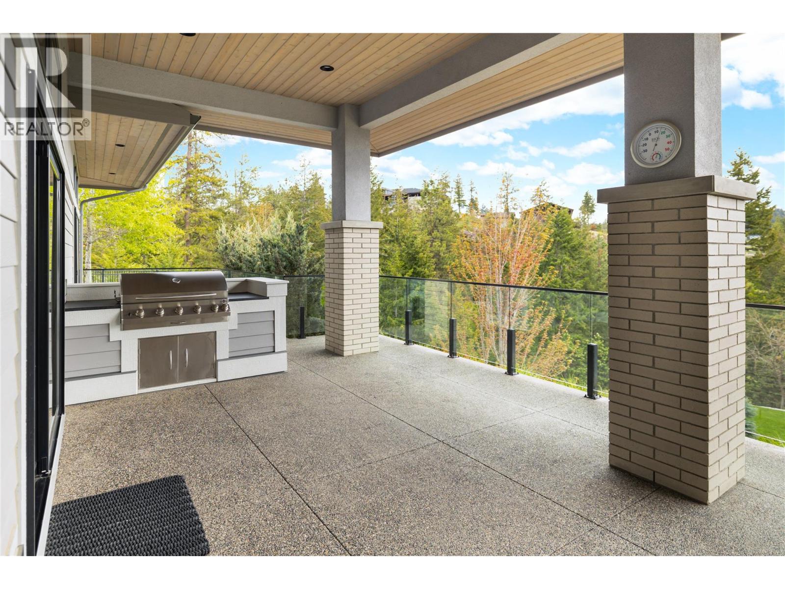 689 Birdie Lake Place, Vernon, British Columbia  V1H 2L3 - Photo 15 - 10377491