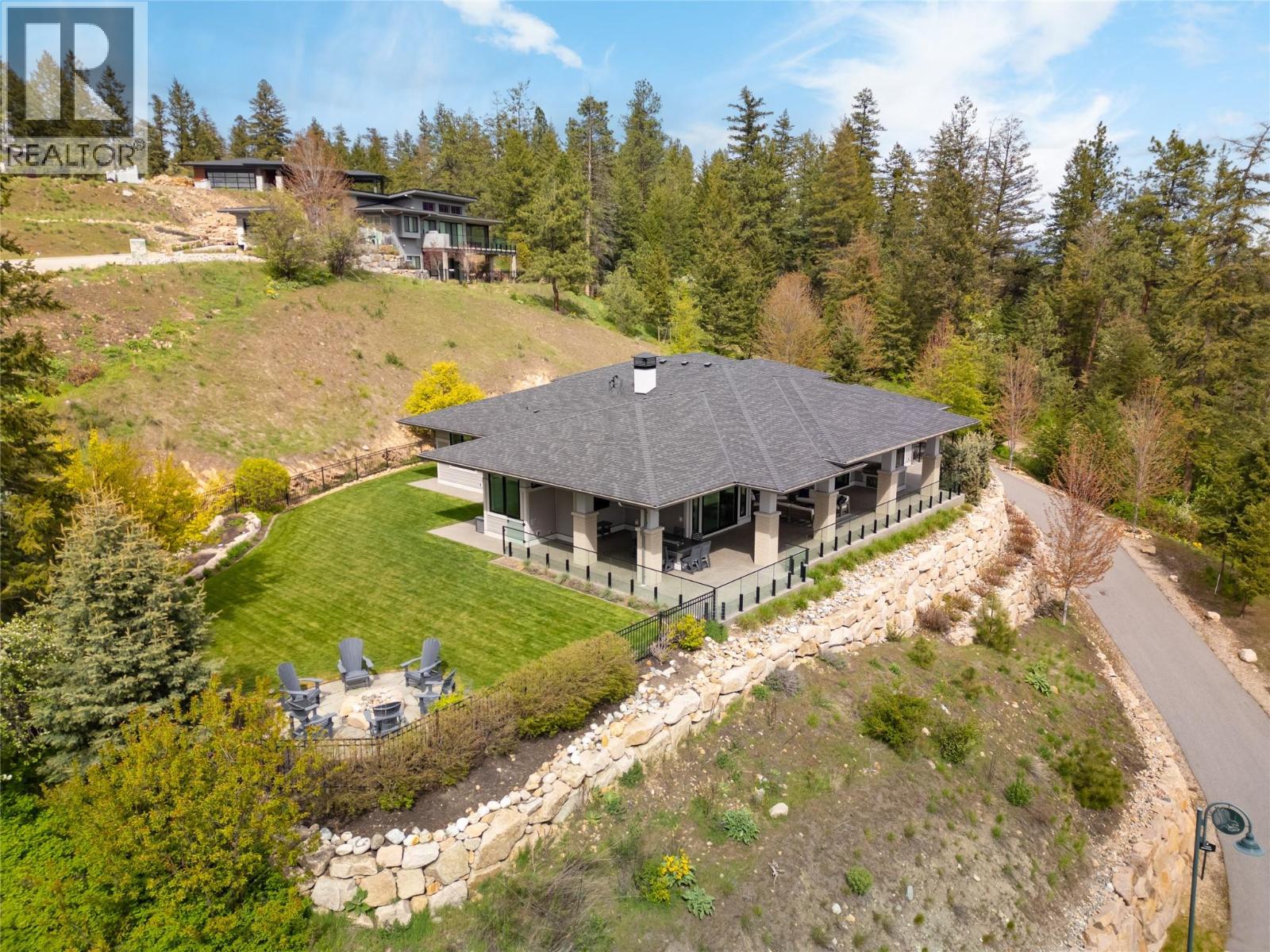 689 Birdie Lake Place, Vernon, British Columbia  V1H 2L3 - Photo 49 - 10377491