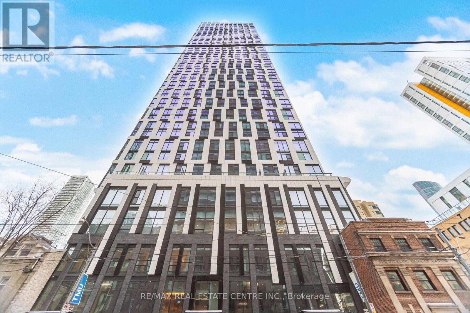 2715 - 252 Church Street, Toronto, Ontario  M5B 0E6 - Photo 2 - C13825934