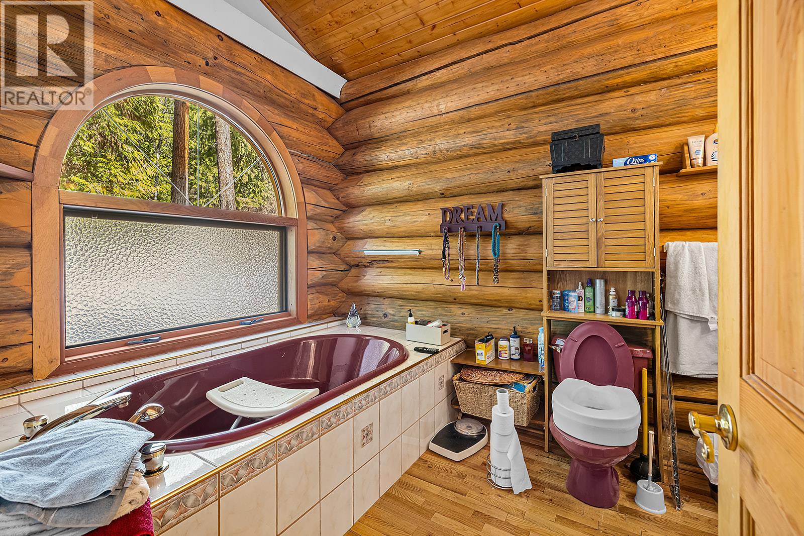 324 Arrow Creek E Road, Arrow Creek, British Columbia  V0B 1G9 - Photo 33 - 10385432