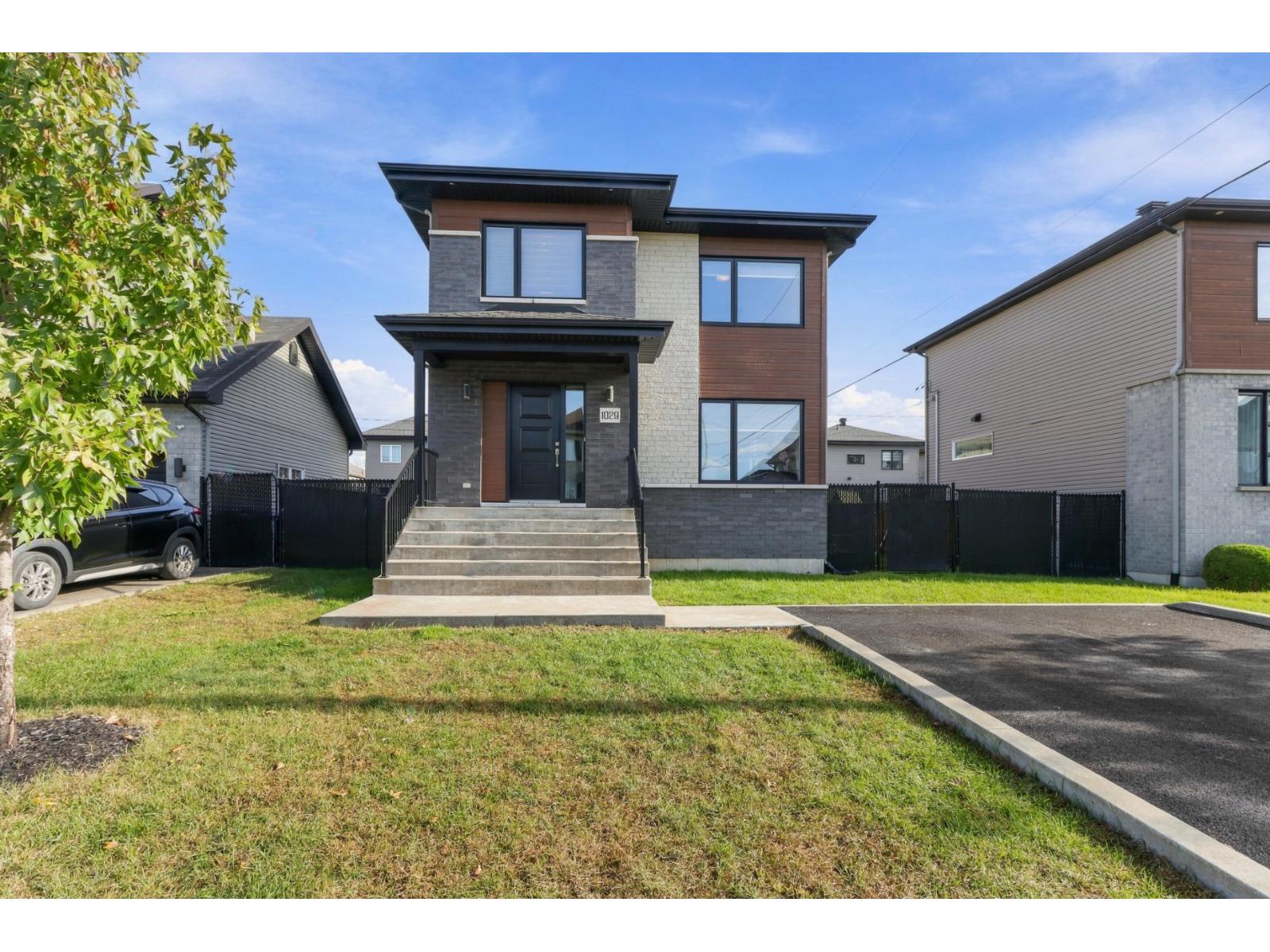 1029 Rue de la Fougère Saint-Rémi Quebec Canada J0L2L0 2