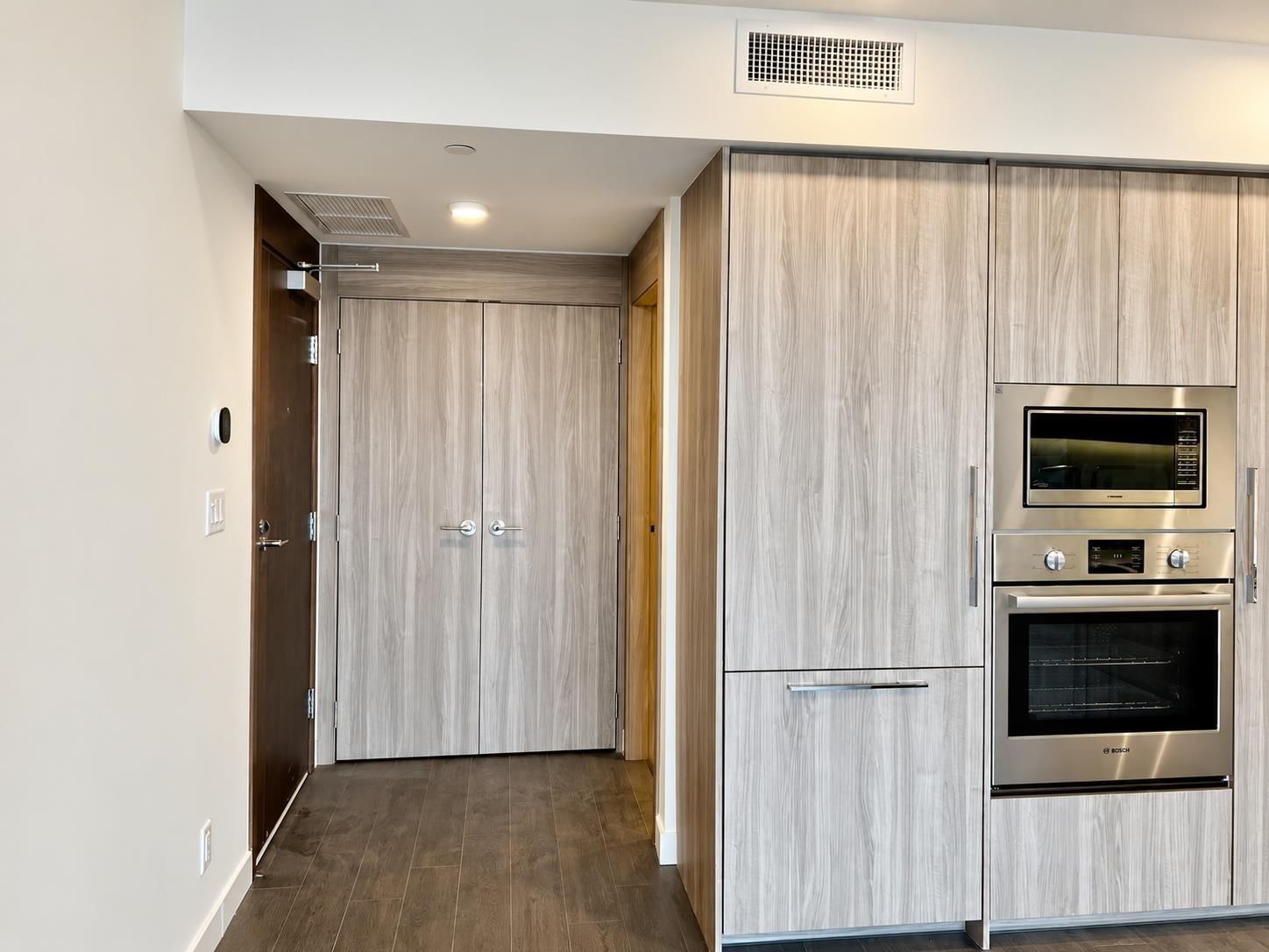 14xx 13768 100 Avenue, Surrey, British Columbia  V3T 0V2 - Photo 1 - R3169419