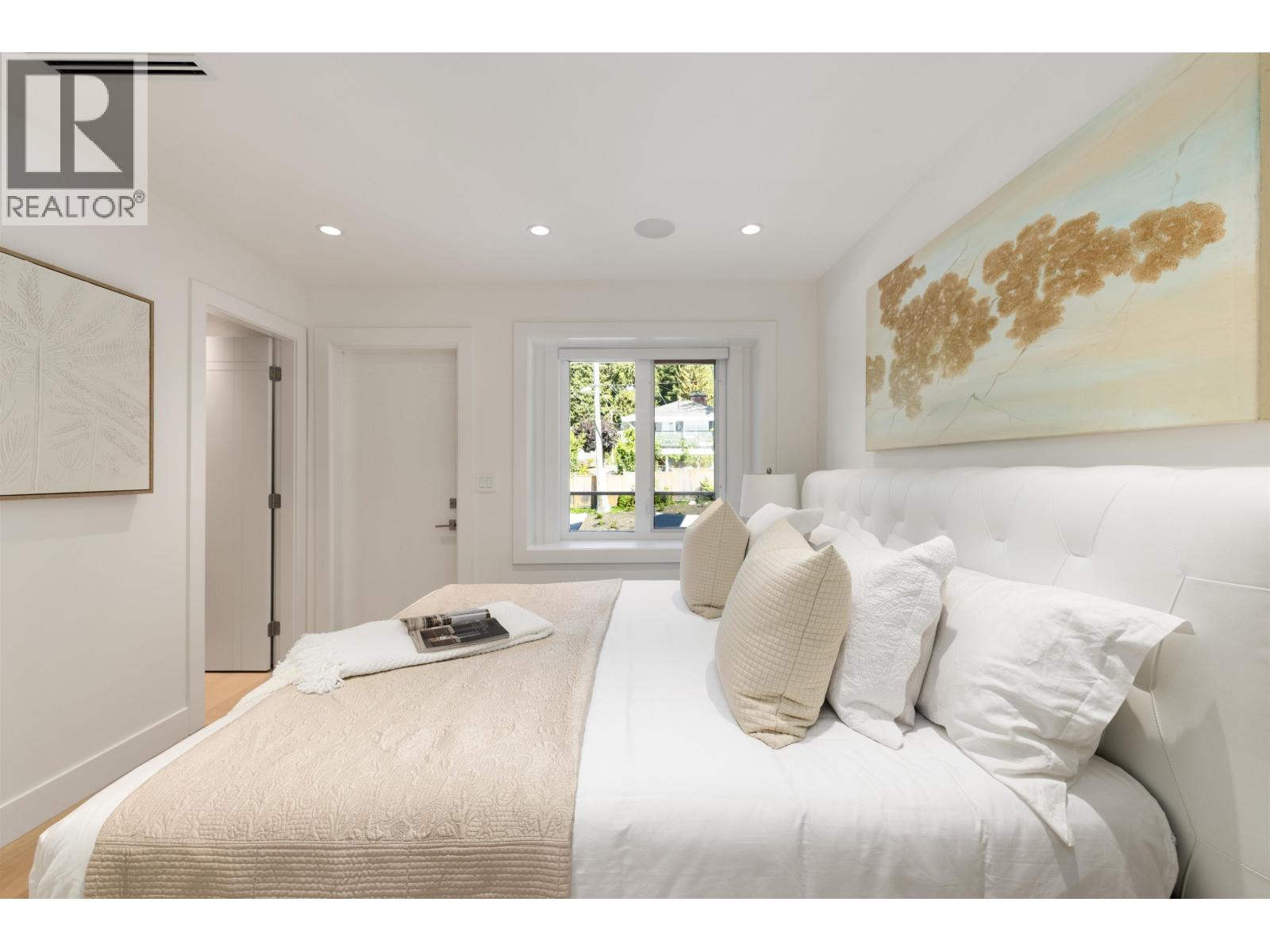 806 Montroyal Boulevard, North Vancouver, British Columbia  V7R 2G6 - Photo 26 - R3168016