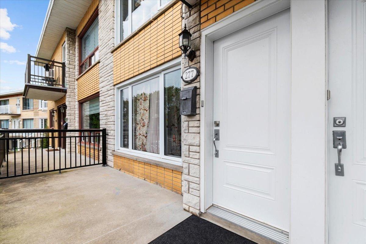 275-277 Rue de Magog Montréal (LaSalle) Quebec Canada H8R3B9 3