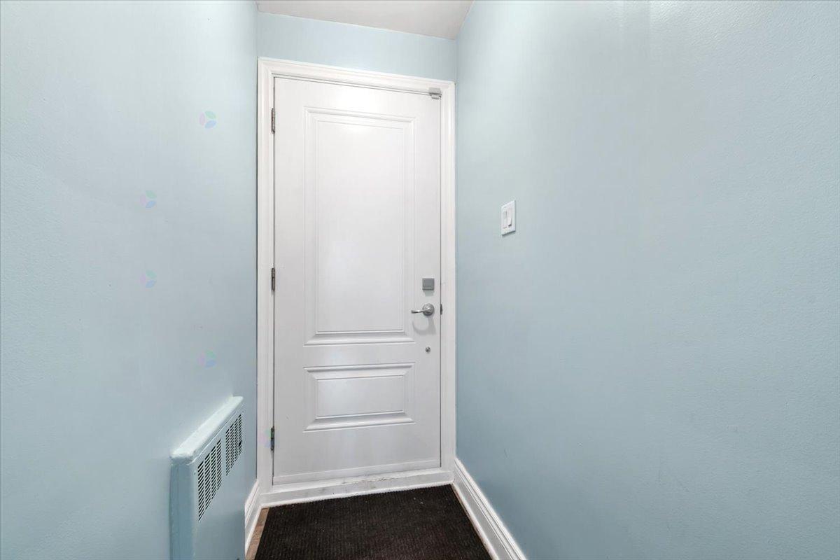 275-277 Rue de Magog Montréal (LaSalle) Quebec Canada H8R3B9 4