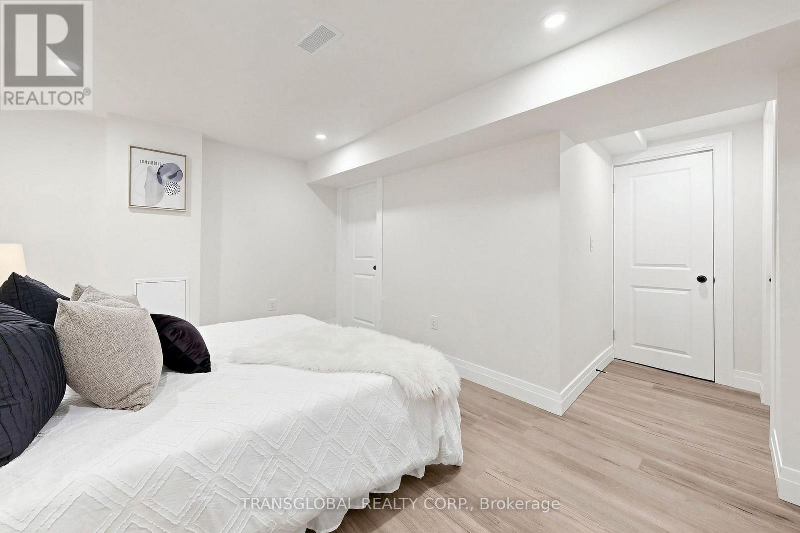 10 Anticosti Drive, Toronto, Ontario  M1J 1V5 - Photo 26 - E13826032
