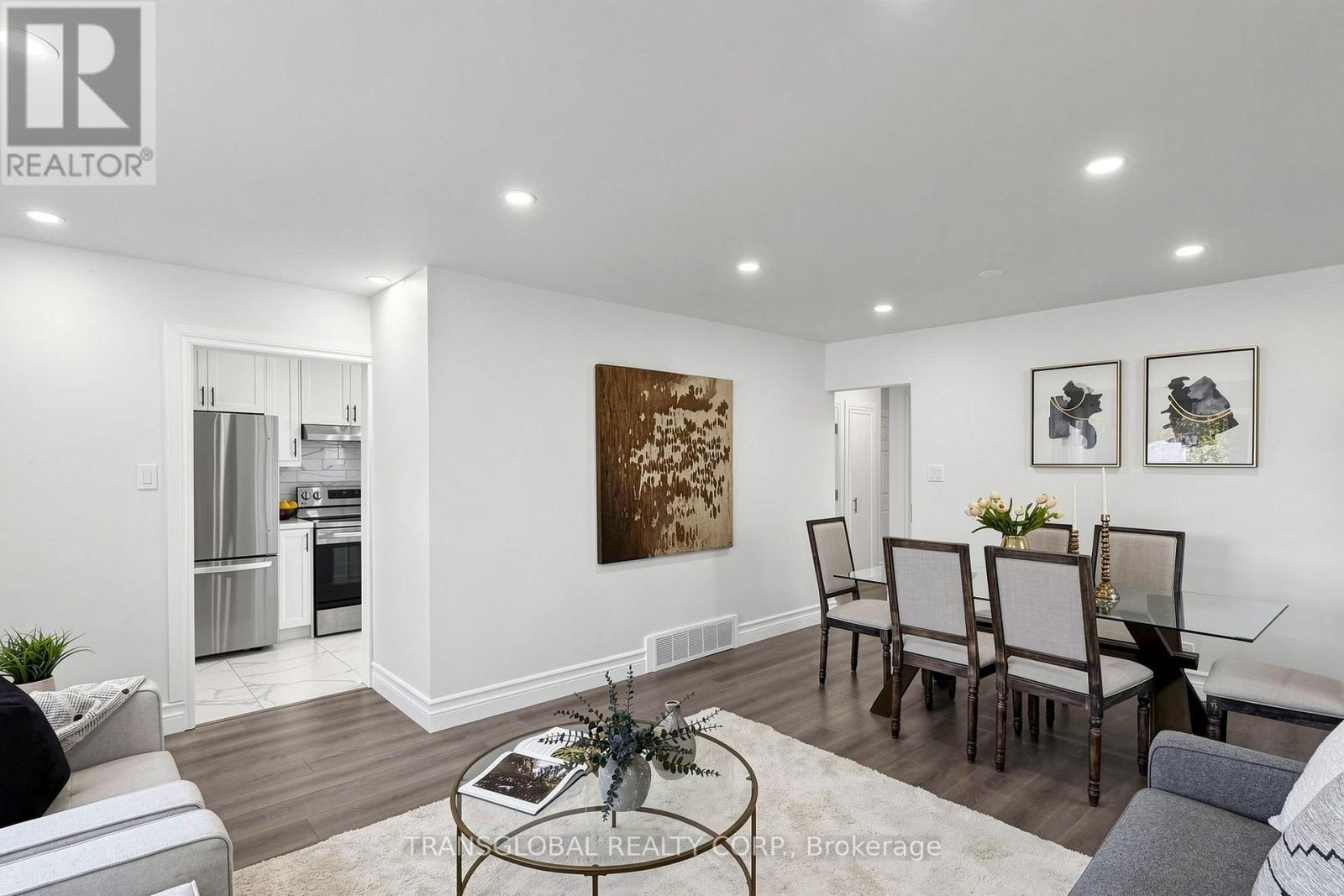 10 Anticosti Drive, Toronto, Ontario  M1J 1V5 - Photo 4 - E13826032
