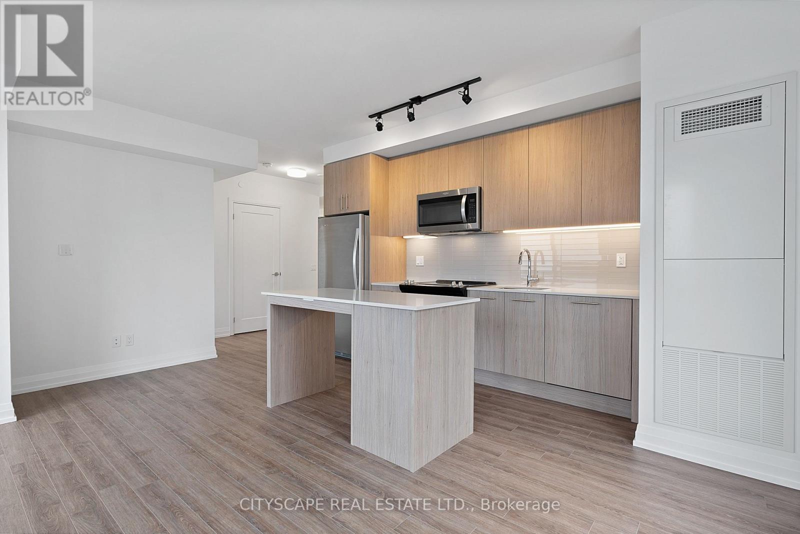 1807 - 286 Main Street, Toronto, Ontario  M4C 4X4 - Photo 7 - E13826054