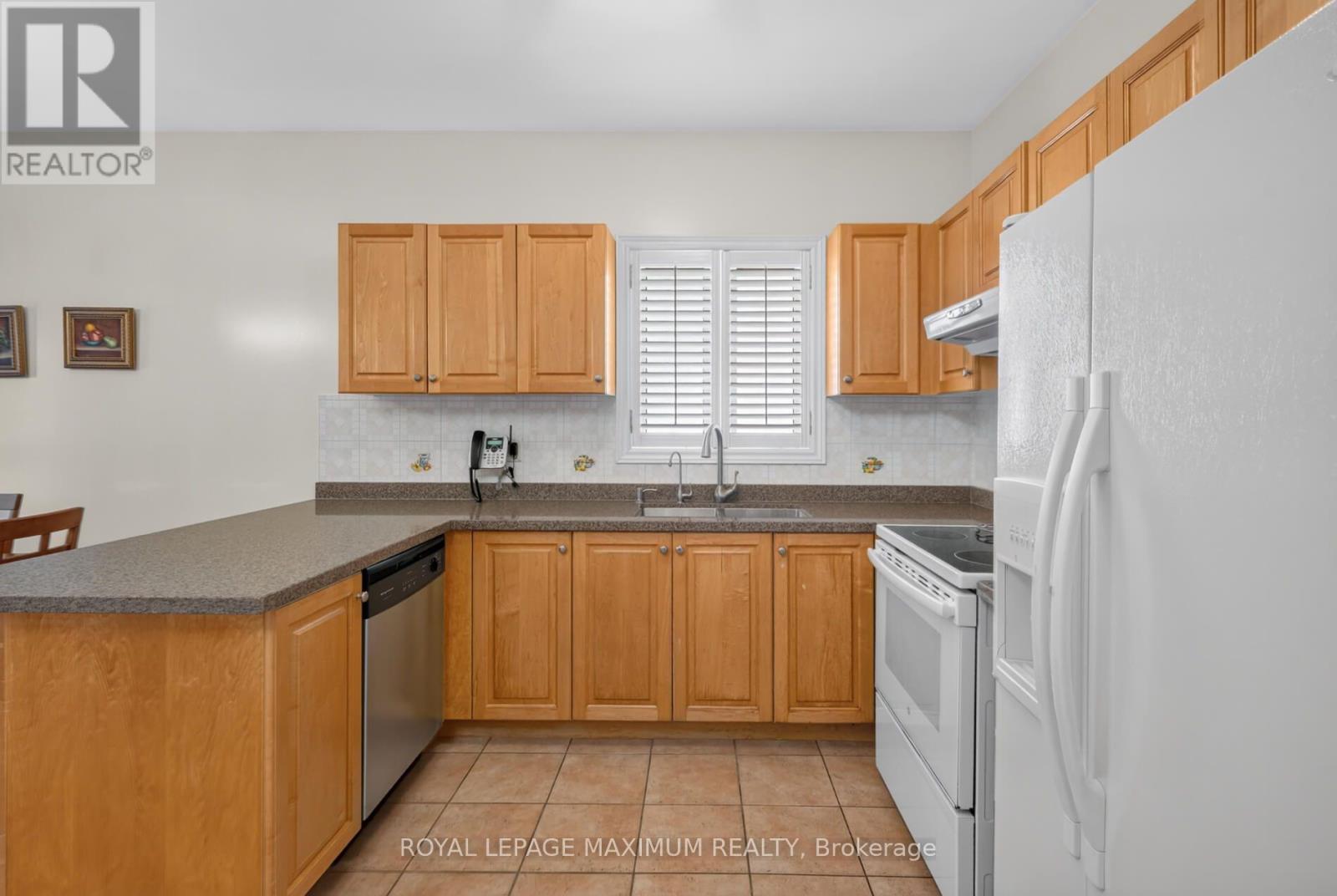 62 Diploma Avenue, Vaughan, Ontario  L4H 3A7 - Photo 12 - N13826066