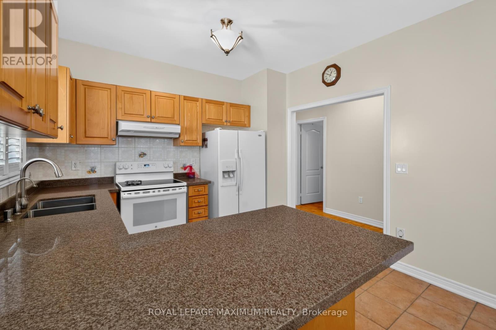 62 Diploma Avenue, Vaughan, Ontario  L4H 3A7 - Photo 13 - N13826066
