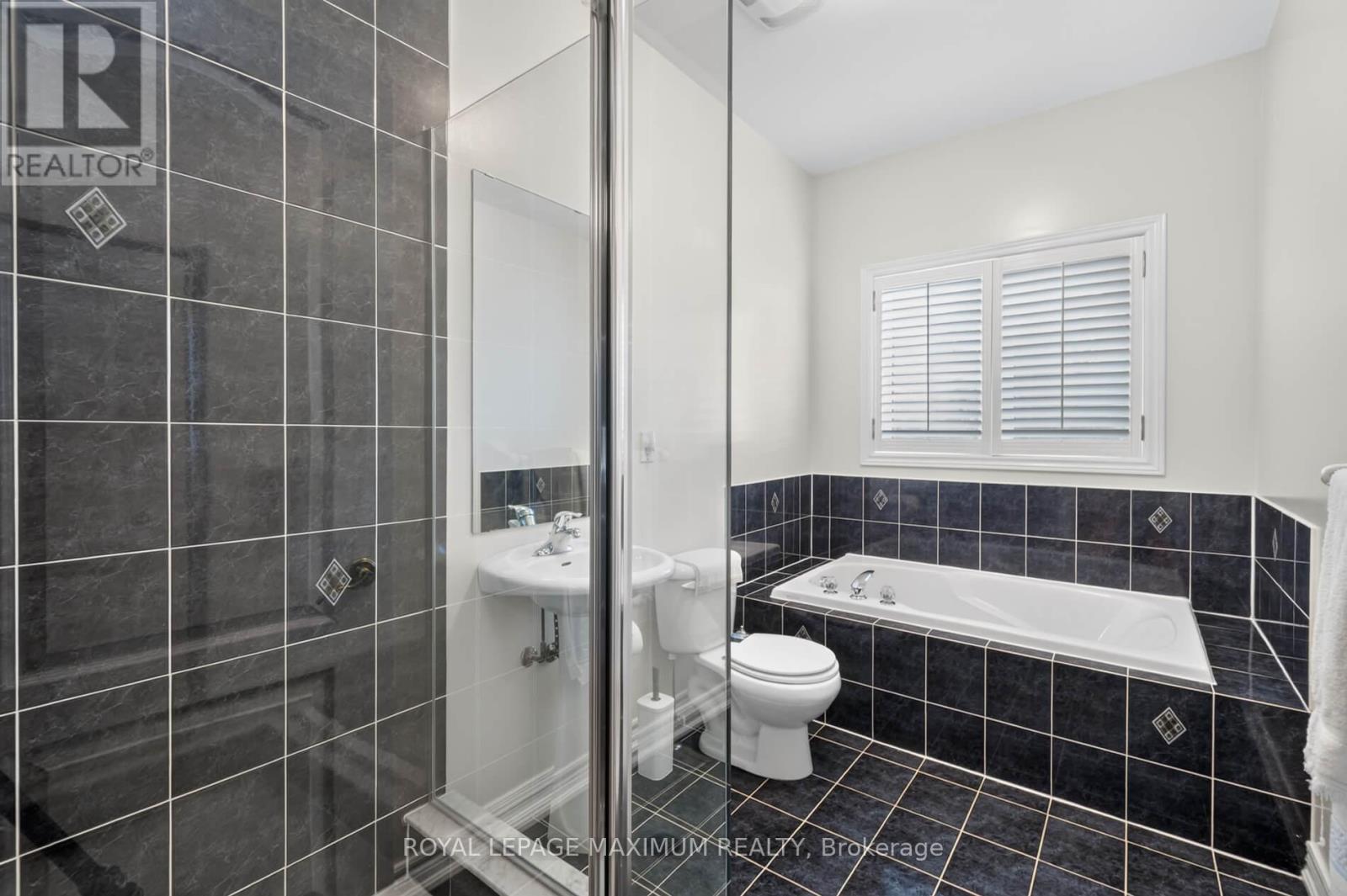 62 Diploma Avenue, Vaughan, Ontario  L4H 3A7 - Photo 24 - N13826066
