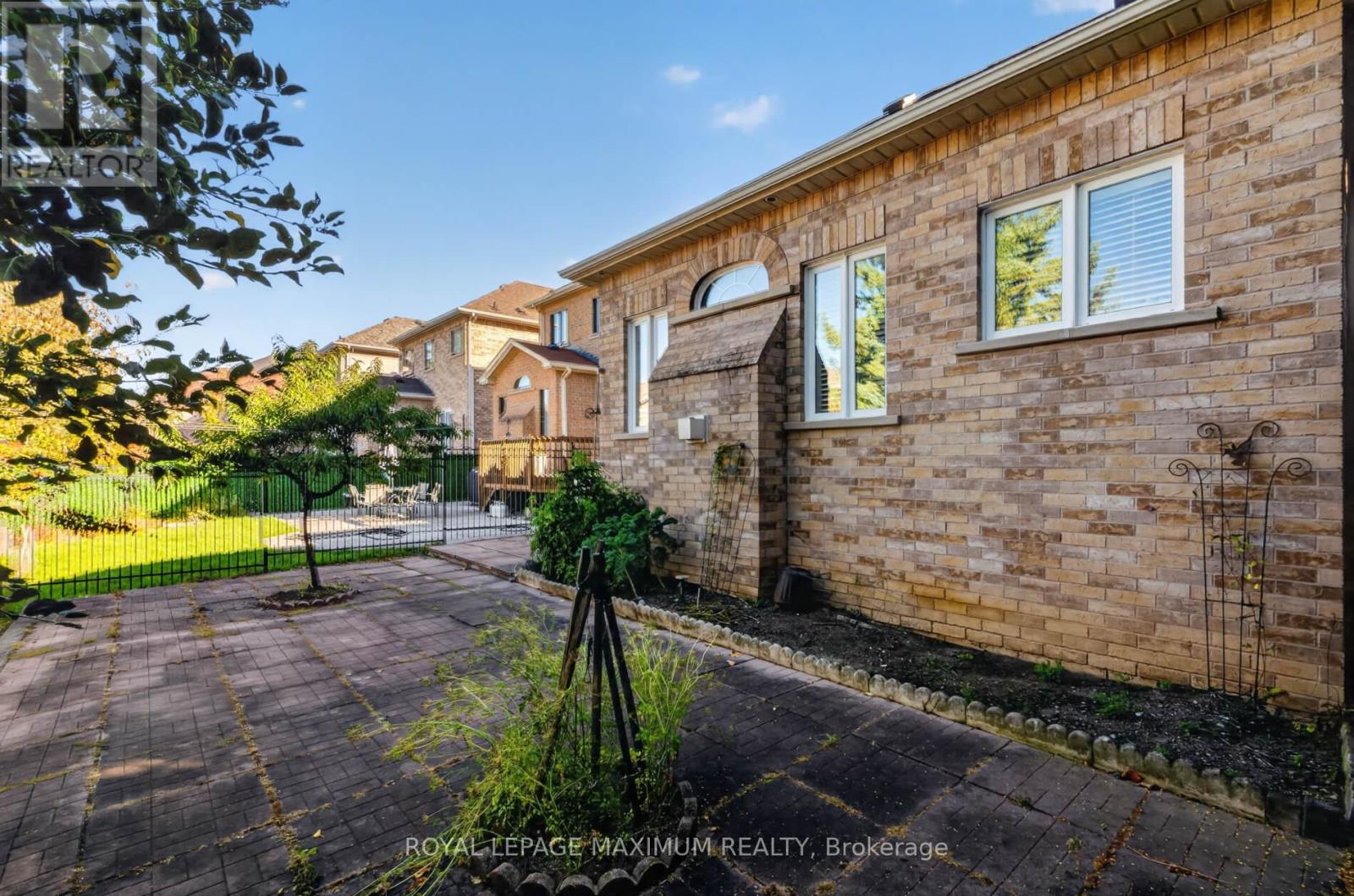 62 Diploma Avenue, Vaughan, Ontario  L4H 3A7 - Photo 36 - N13826066