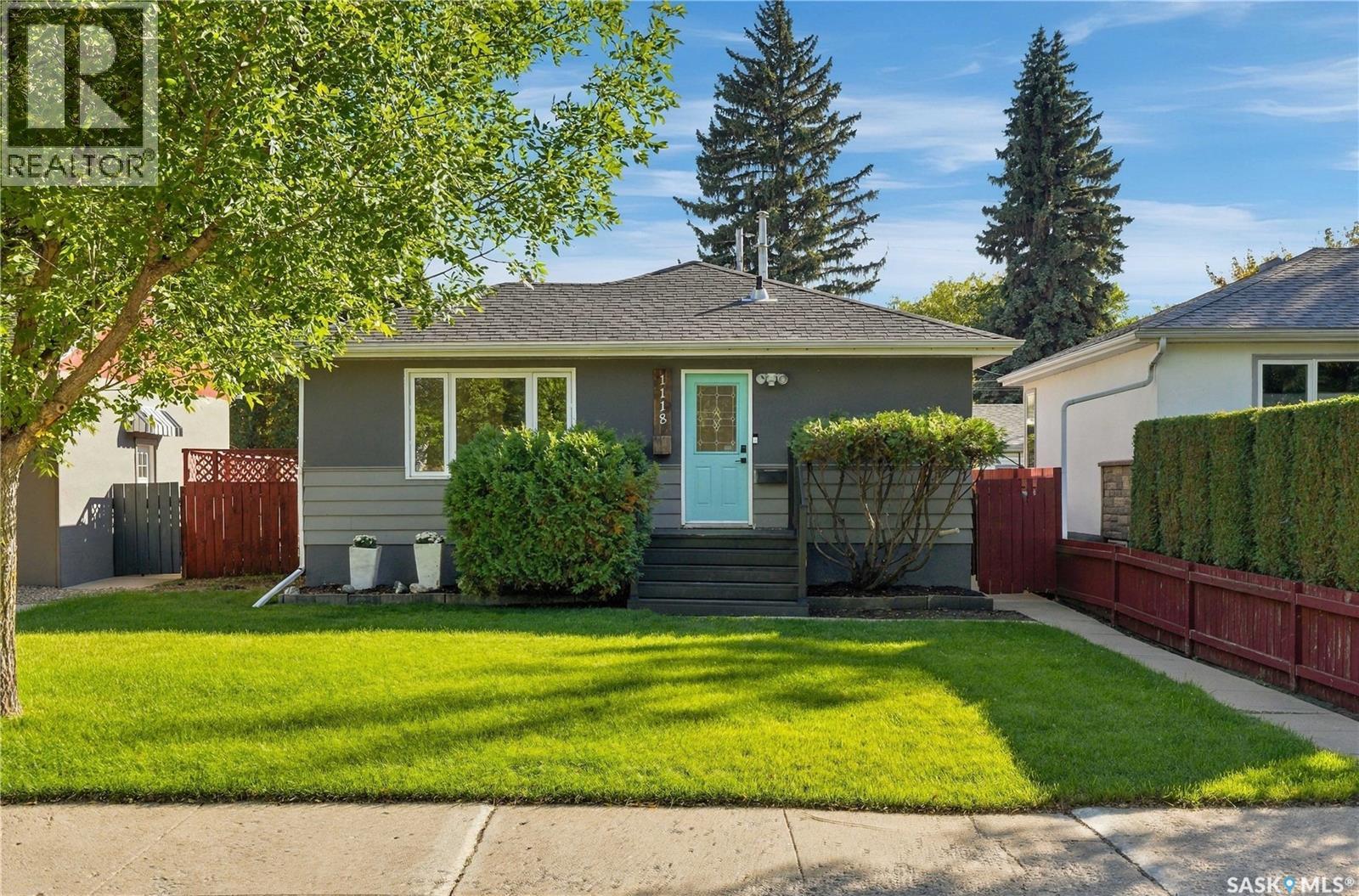 1118 2nd Street E, Saskatoon, Saskatchewan  S7H 1R5 - Photo 2 - SK049450