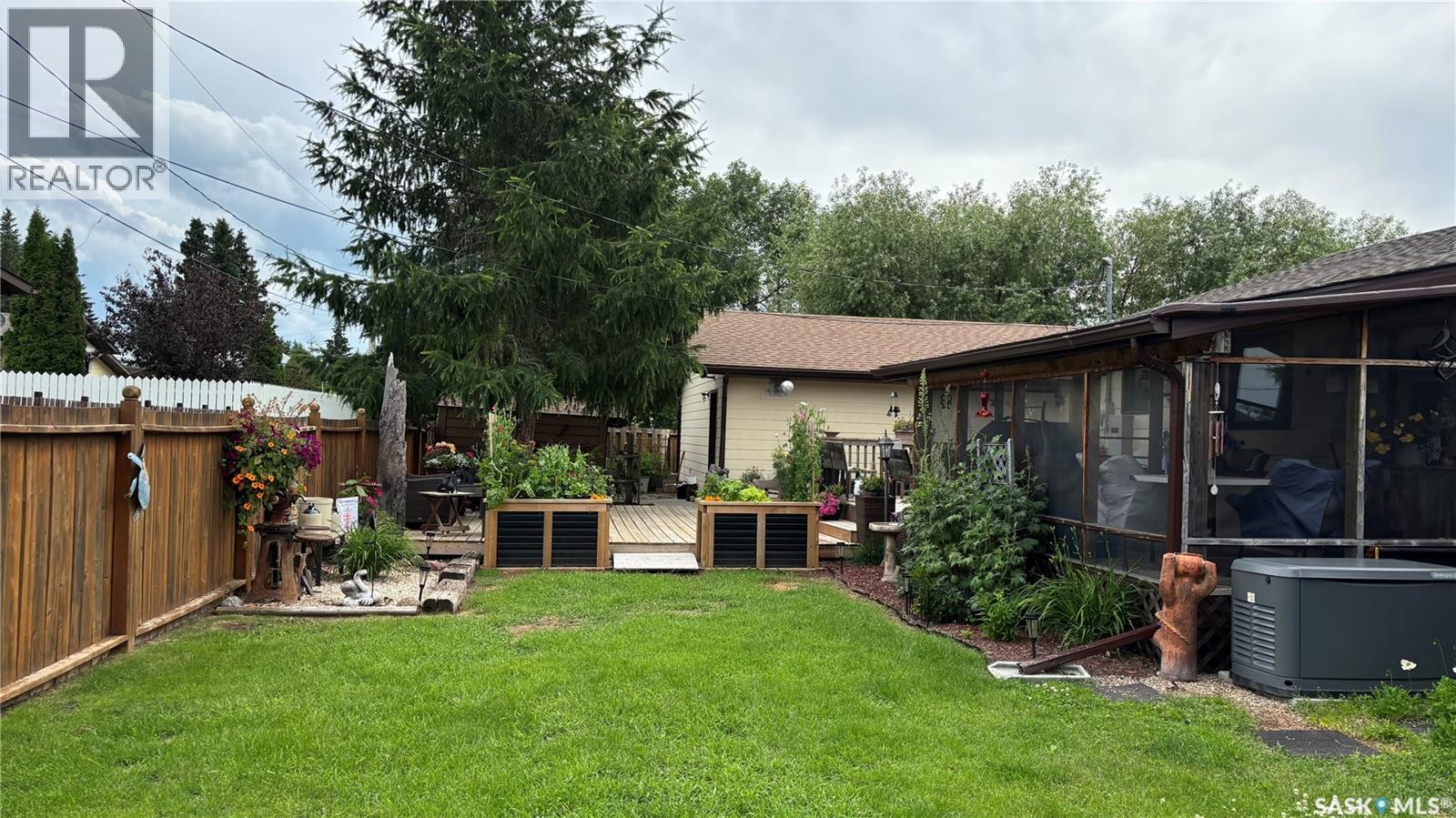 912 Railway Avenue, Loon Lake, Saskatchewan  S0M 1L0 - Photo 24 - SK049308