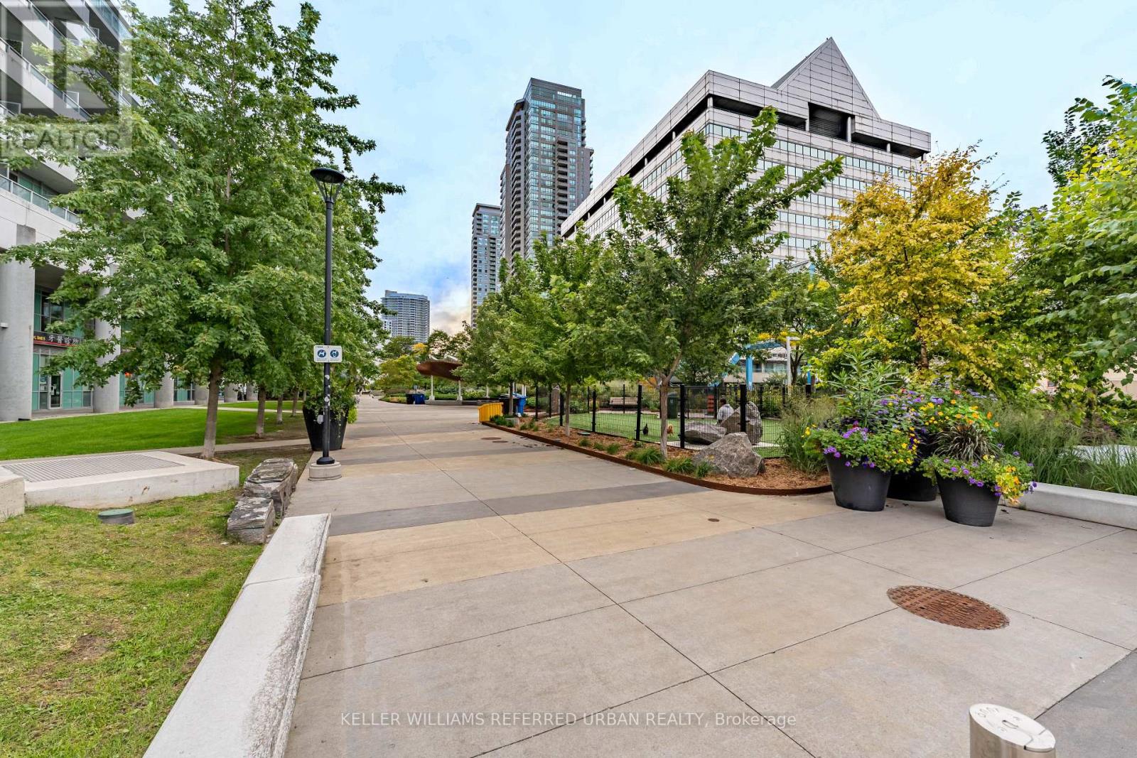 3604 - 70 Town Centre Court, Toronto, Ontario  M1P 0B2 - Photo 32 - E13826034