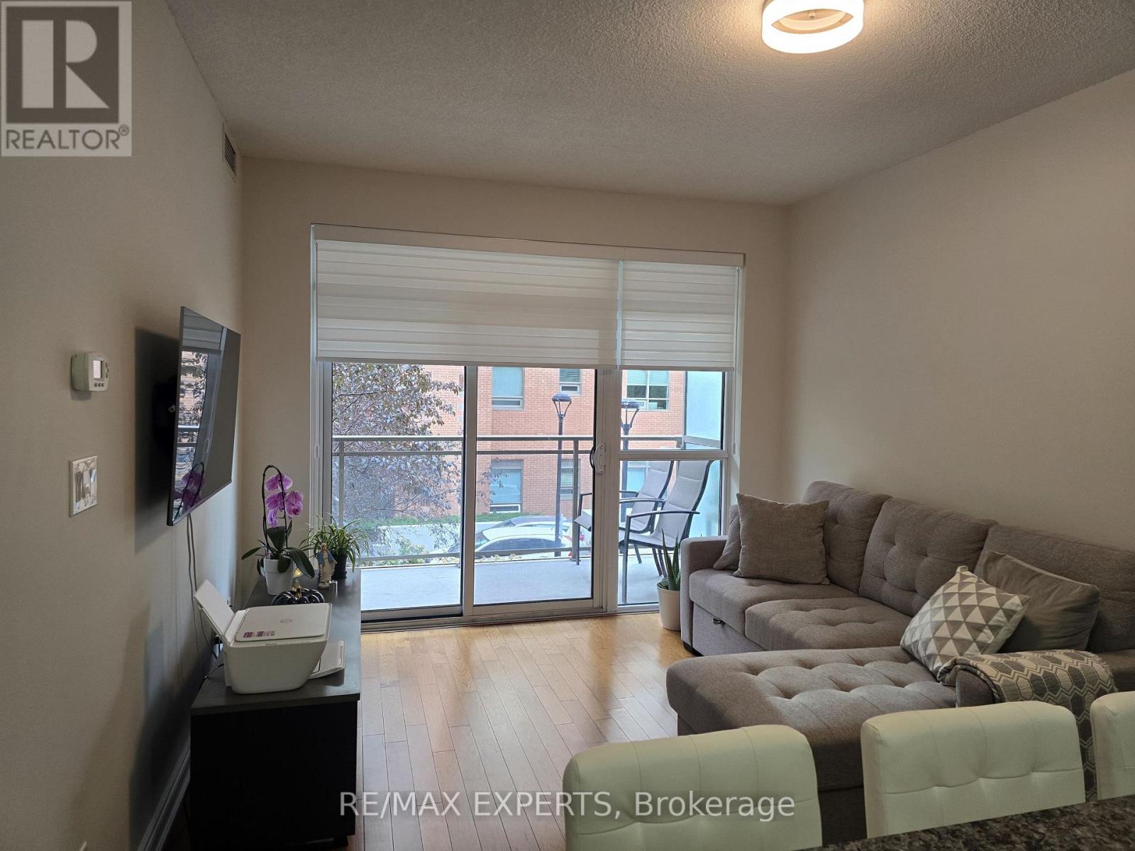207 - 281 Woodbridge Avenue, Vaughan, Ontario  L4L 0C6 - Photo 6 - N13825992