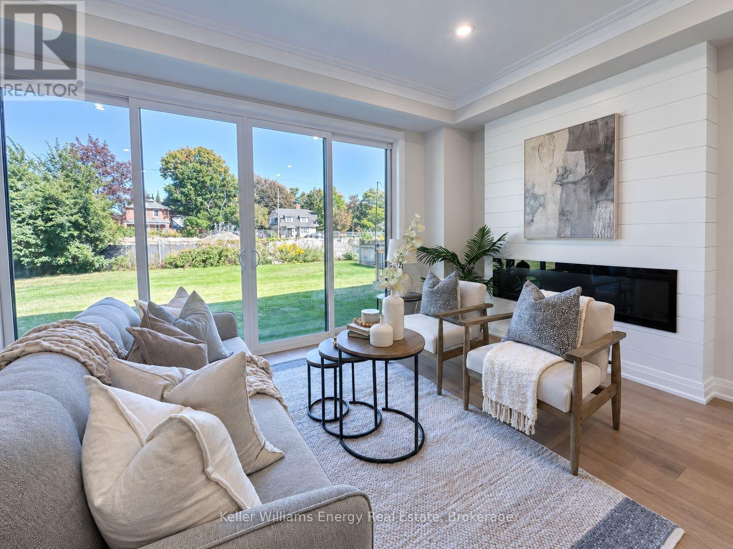 127 Hickory Street N, Whitby, Ontario  L1N 3X6 - Photo 10 - E13563714