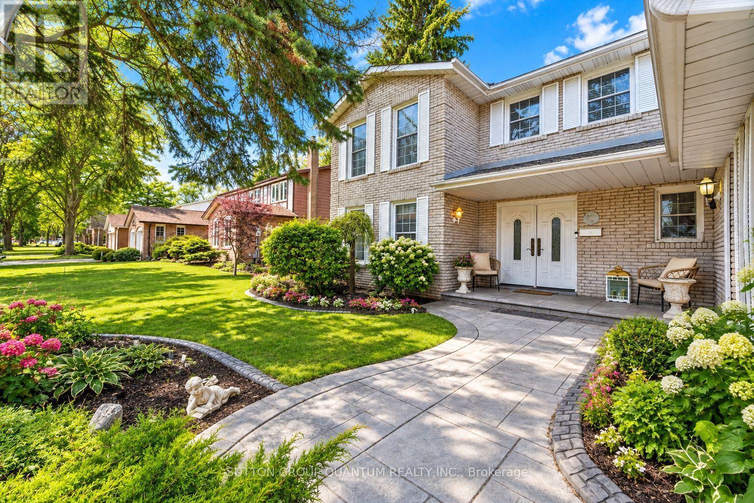 1511 Ifield Road, Mississauga, Ontario  L5H 3V8 - Photo 2 - W13433404