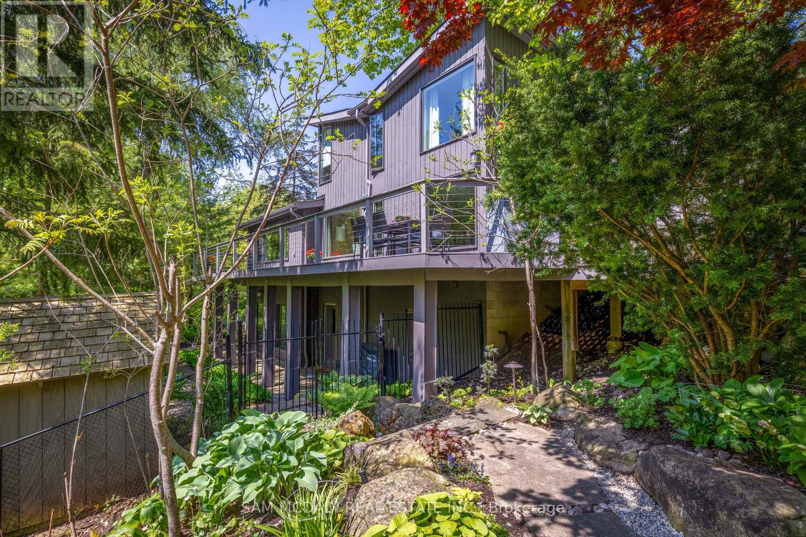 1273 Queen Victoria Avenue, Mississauga, Ontario  L5H 3H2 - Photo 38 - W13825940