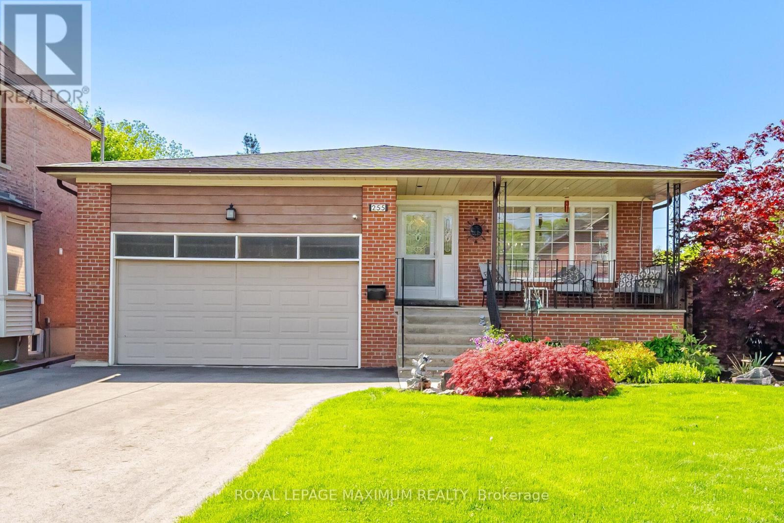 255 John Street, Toronto, Ontario  M9N 1K1 - Photo 1 - W13825956