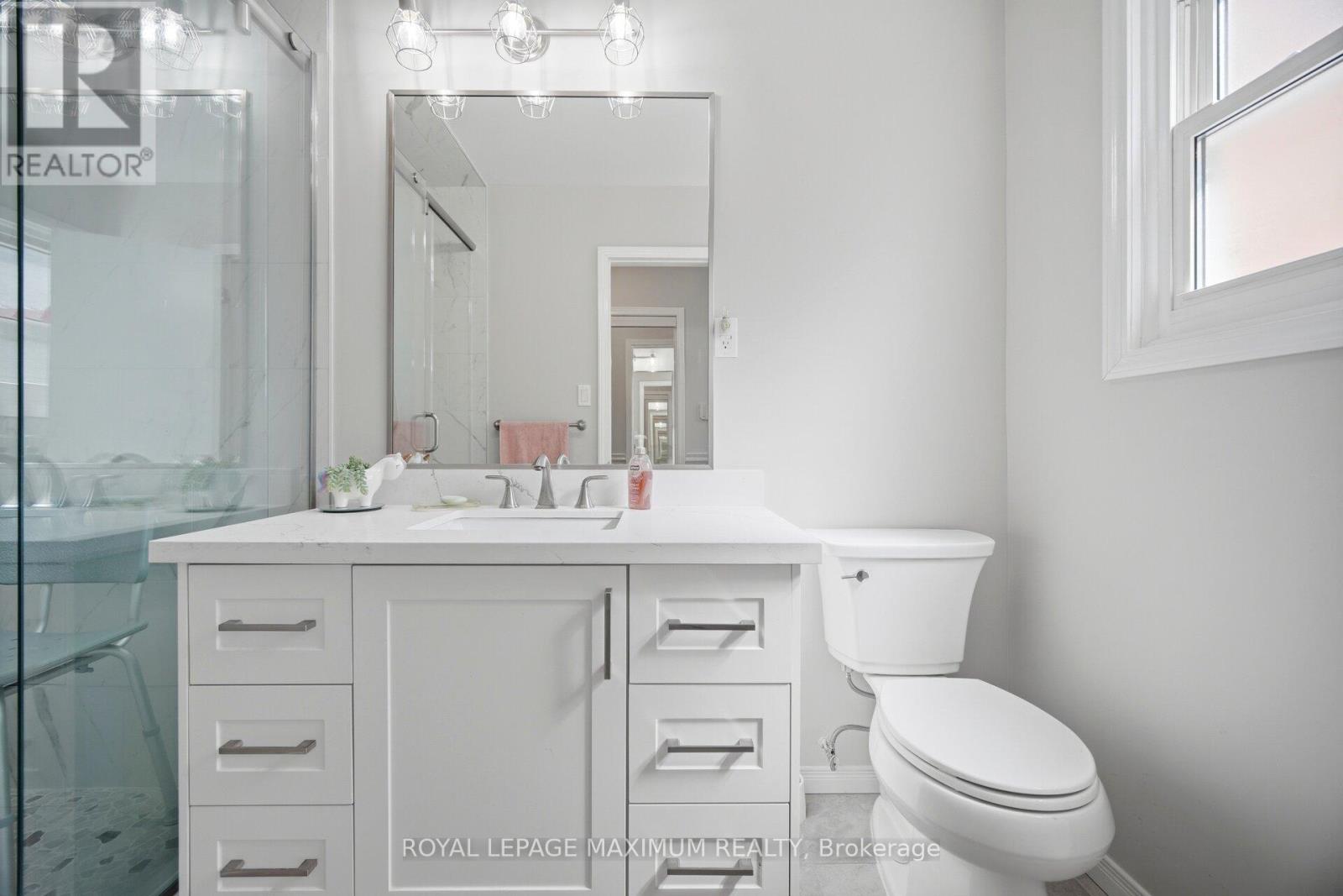 255 John Street, Toronto, Ontario  M9N 1K1 - Photo 23 - W13825956