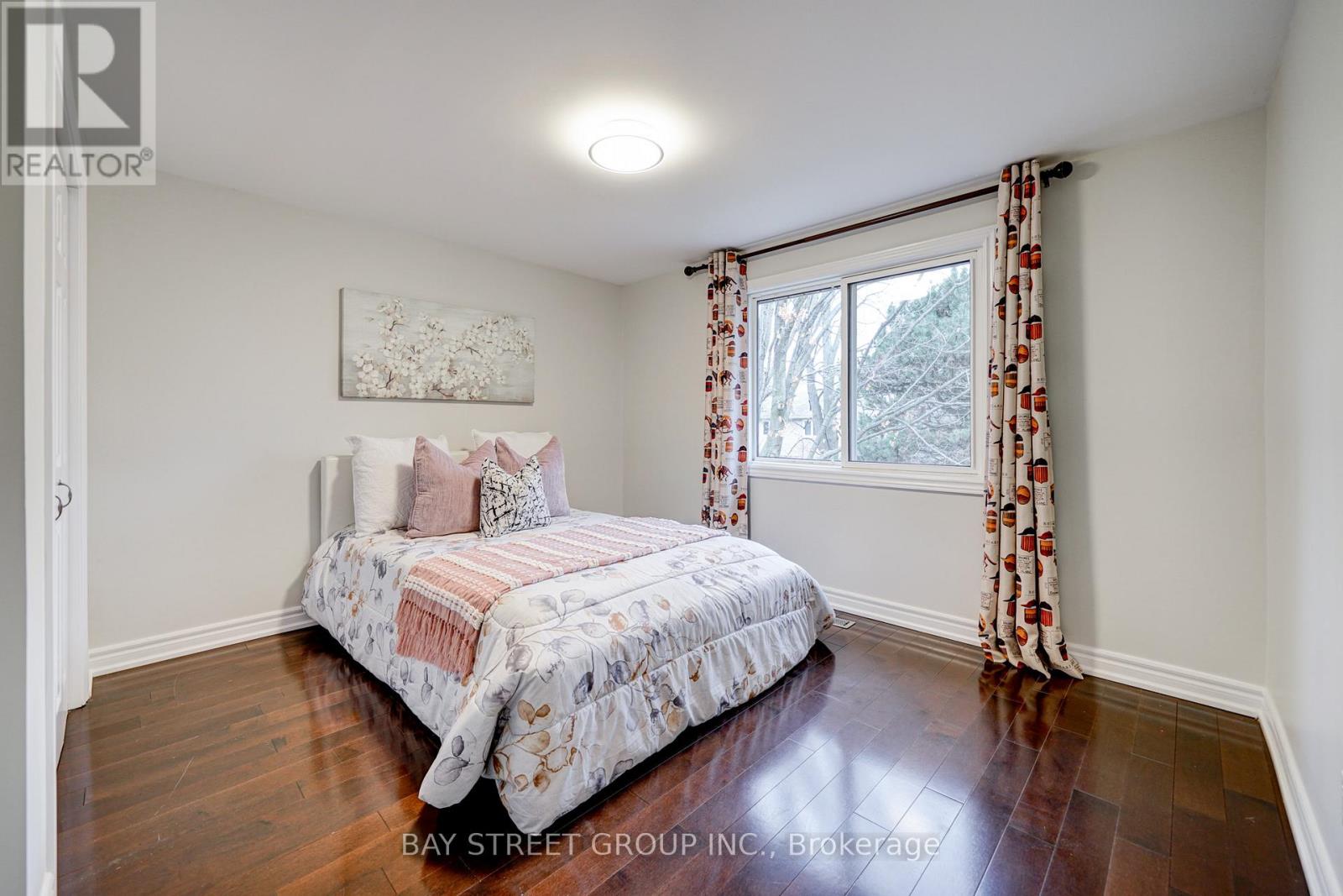 220 Arichat Road, Oakville, Ontario  L6J 6A7 - Photo 23 - W13826058