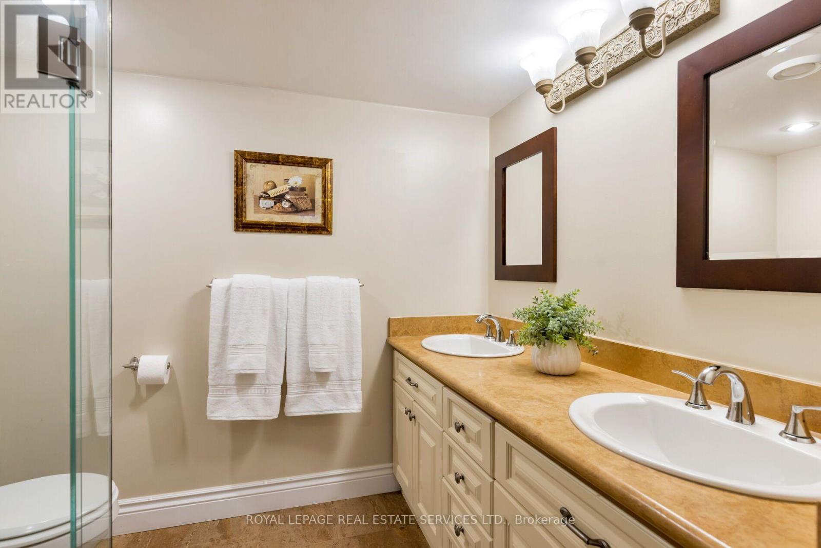 4279 Bridlepath Trail, Mississauga, Ontario  L5L 3K3 - Photo 33 - W13826074