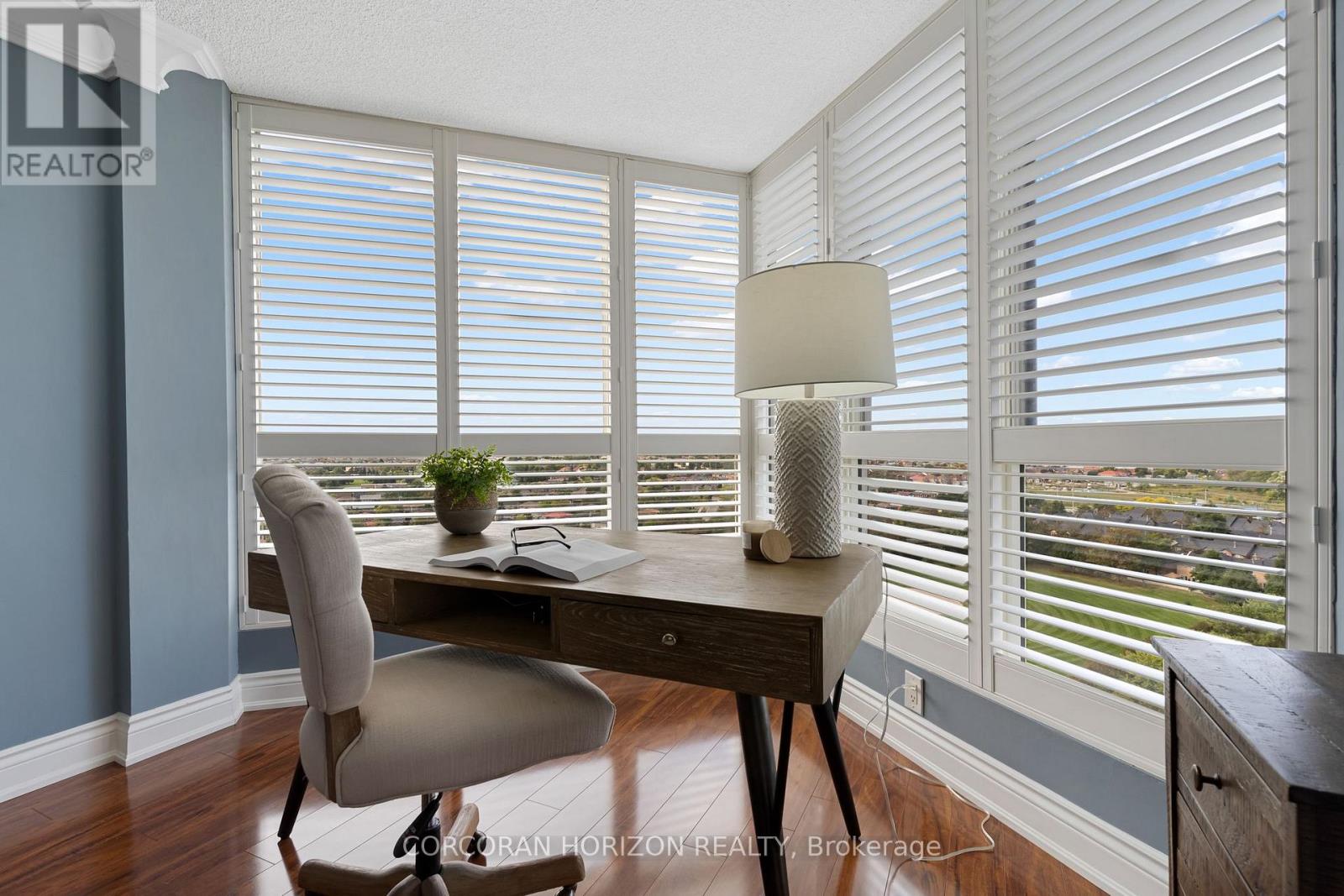 1604 - 55 Kingsbridge Garden Circle, Mississauga, Ontario  L5R 1Y1 - Photo 12 - W13826078