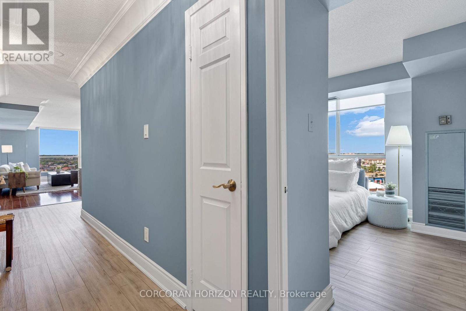 1604 - 55 Kingsbridge Garden Circle, Mississauga, Ontario  L5R 1Y1 - Photo 24 - W13826078