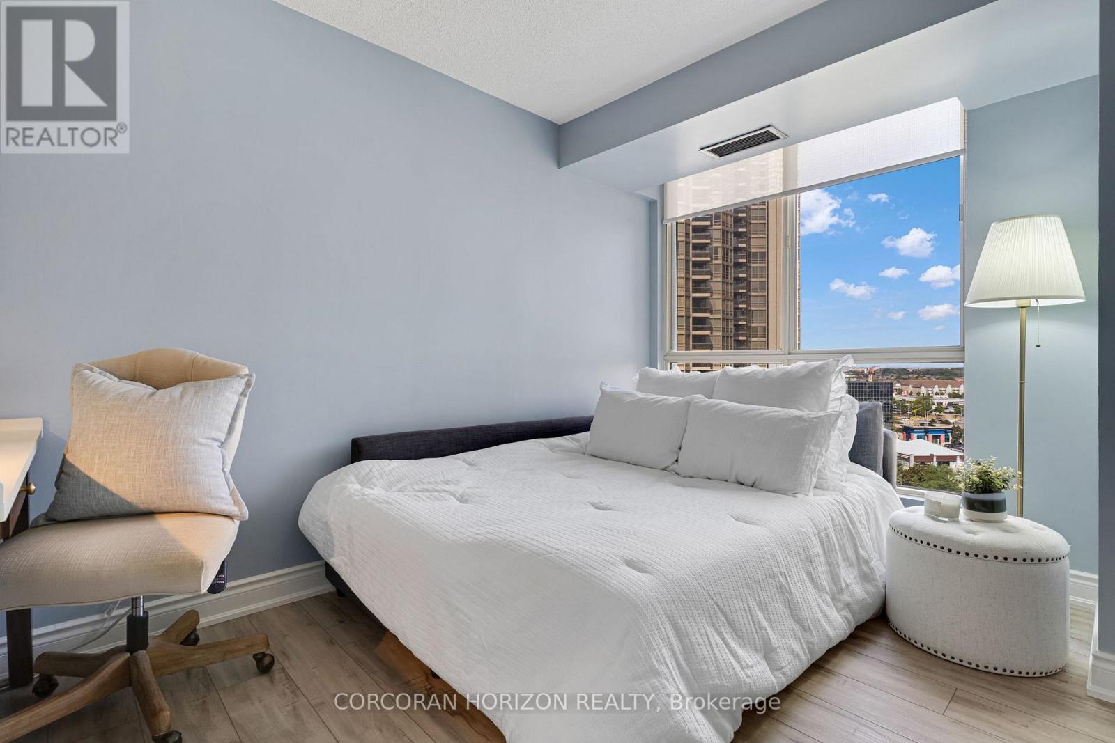 1604 - 55 Kingsbridge Garden Circle, Mississauga, Ontario  L5R 1Y1 - Photo 25 - W13826078