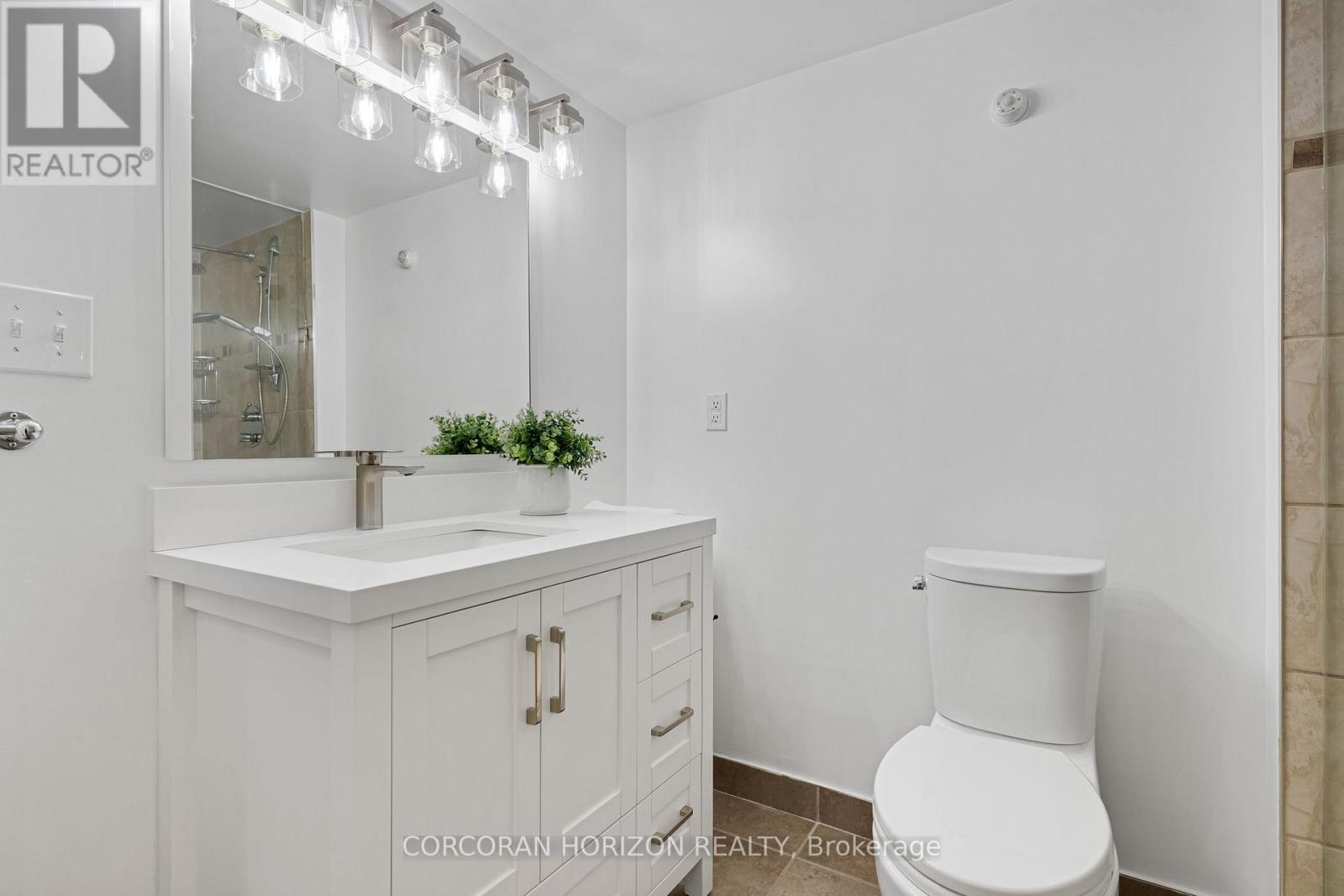 1604 - 55 Kingsbridge Garden Circle, Mississauga, Ontario  L5R 1Y1 - Photo 29 - W13826078