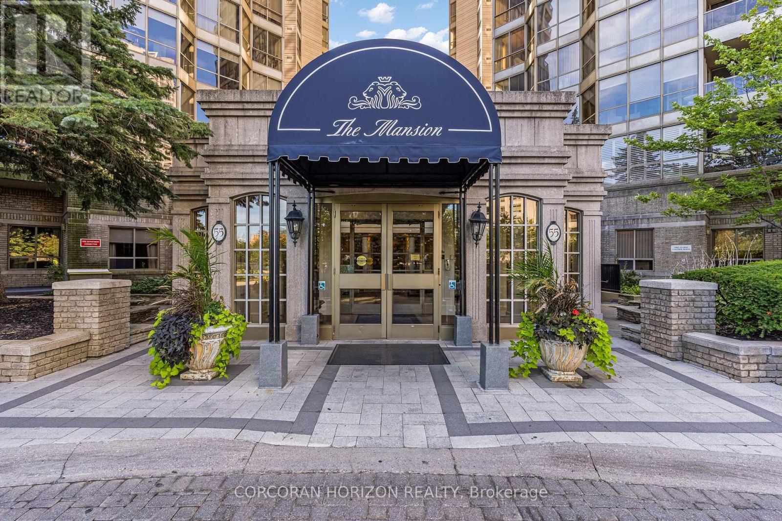 1604 - 55 Kingsbridge Garden Circle, Mississauga, Ontario  L5R 1Y1 - Photo 3 - W13826078