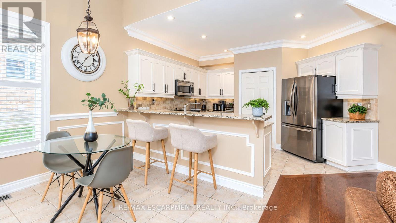 151 Moore Crescent, Hamilton, Ontario  L9G 4Z9 - Photo 10 - X13769478