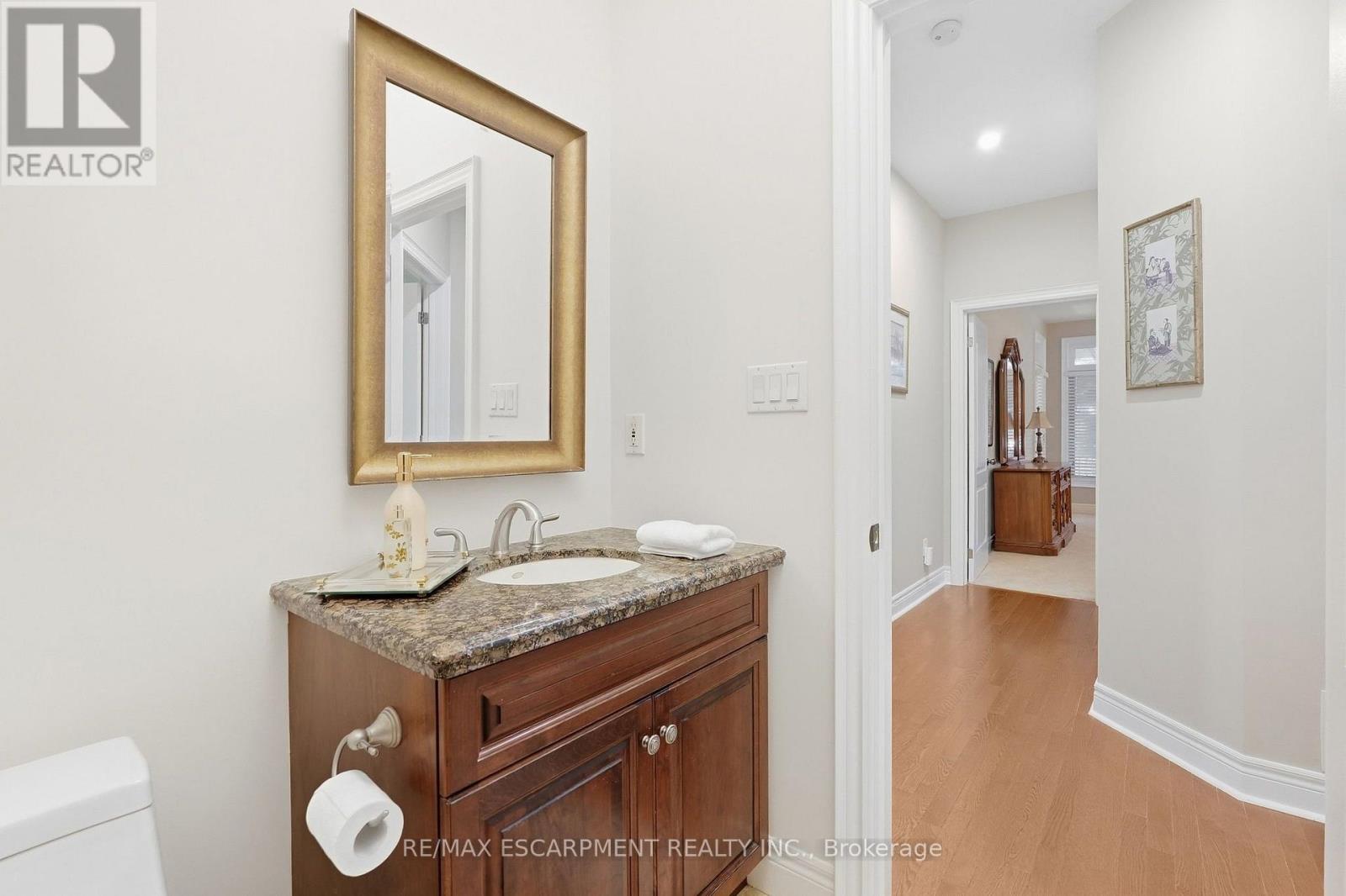 4 Summit Drive, Hamilton, Ontario  L8B 0E4 - Photo 19 - X13825988